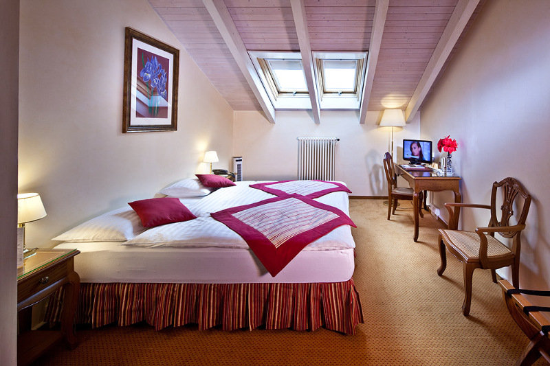 Hôtel de la Couronne by null