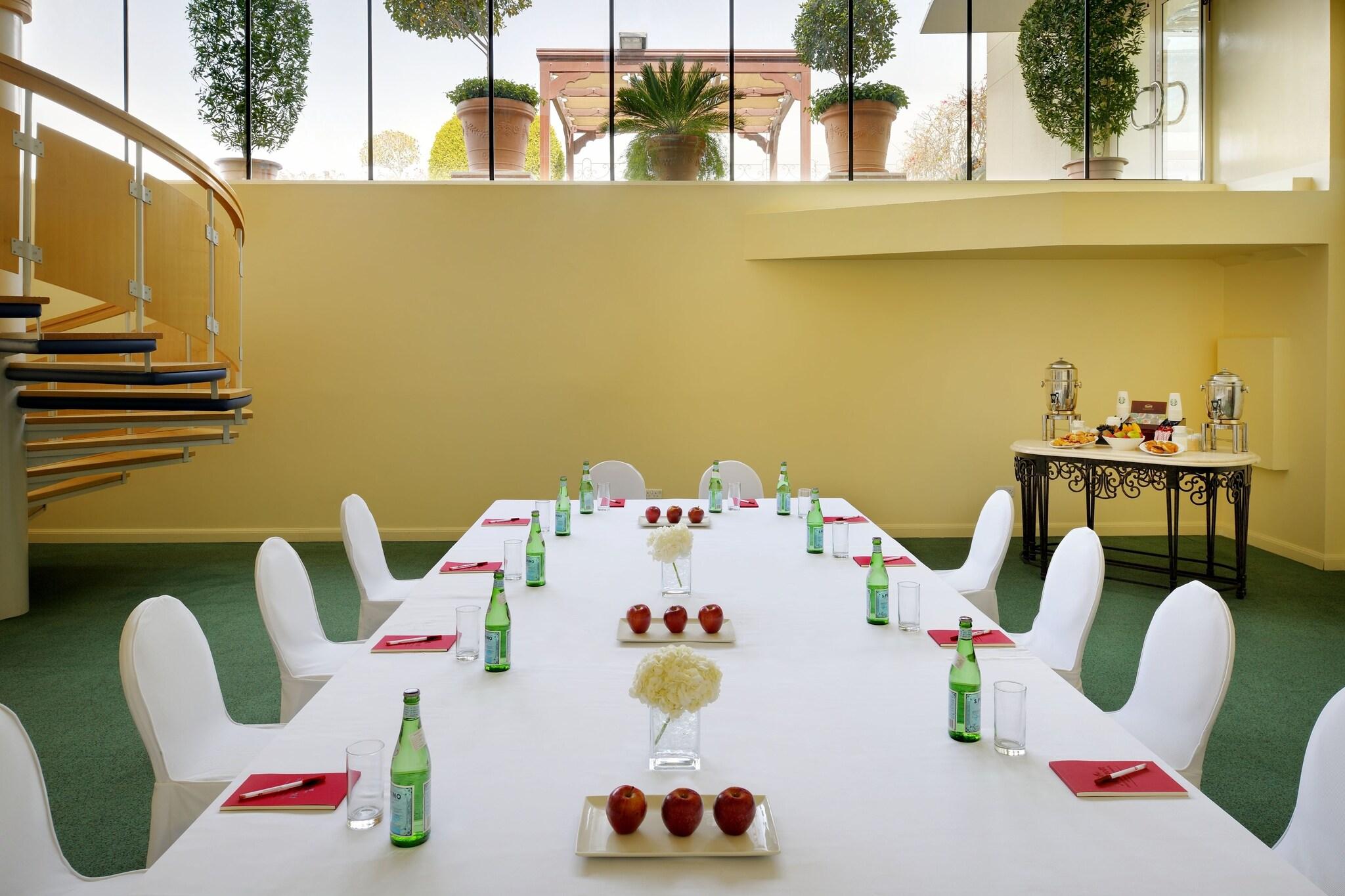 Marriott Executive Apartments Dubai Creek - photo