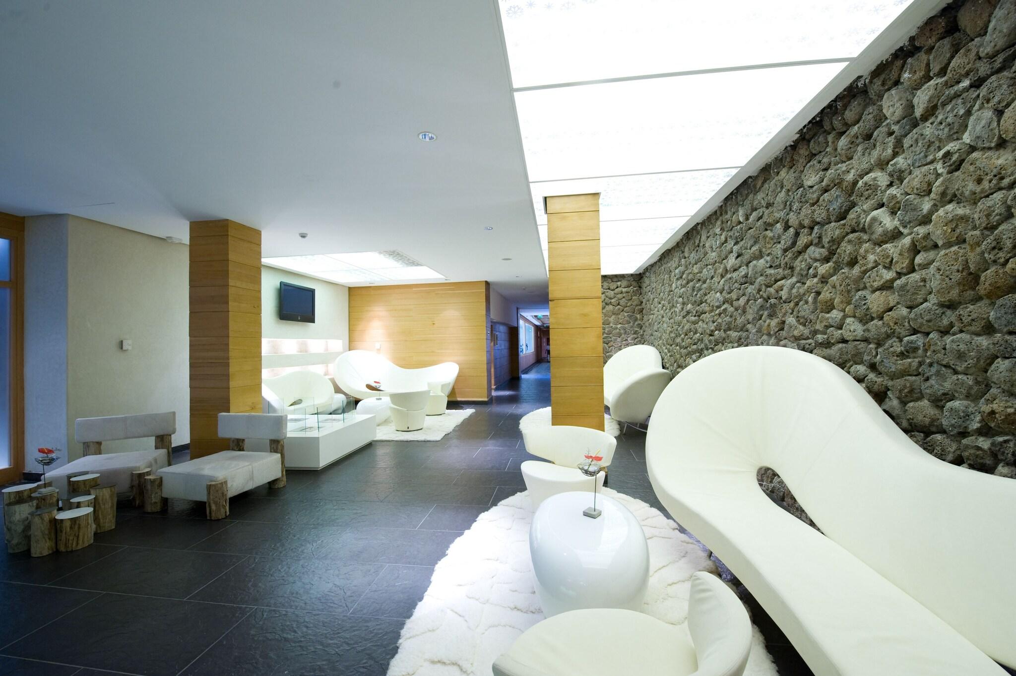 Michlifen Resort and Golf
