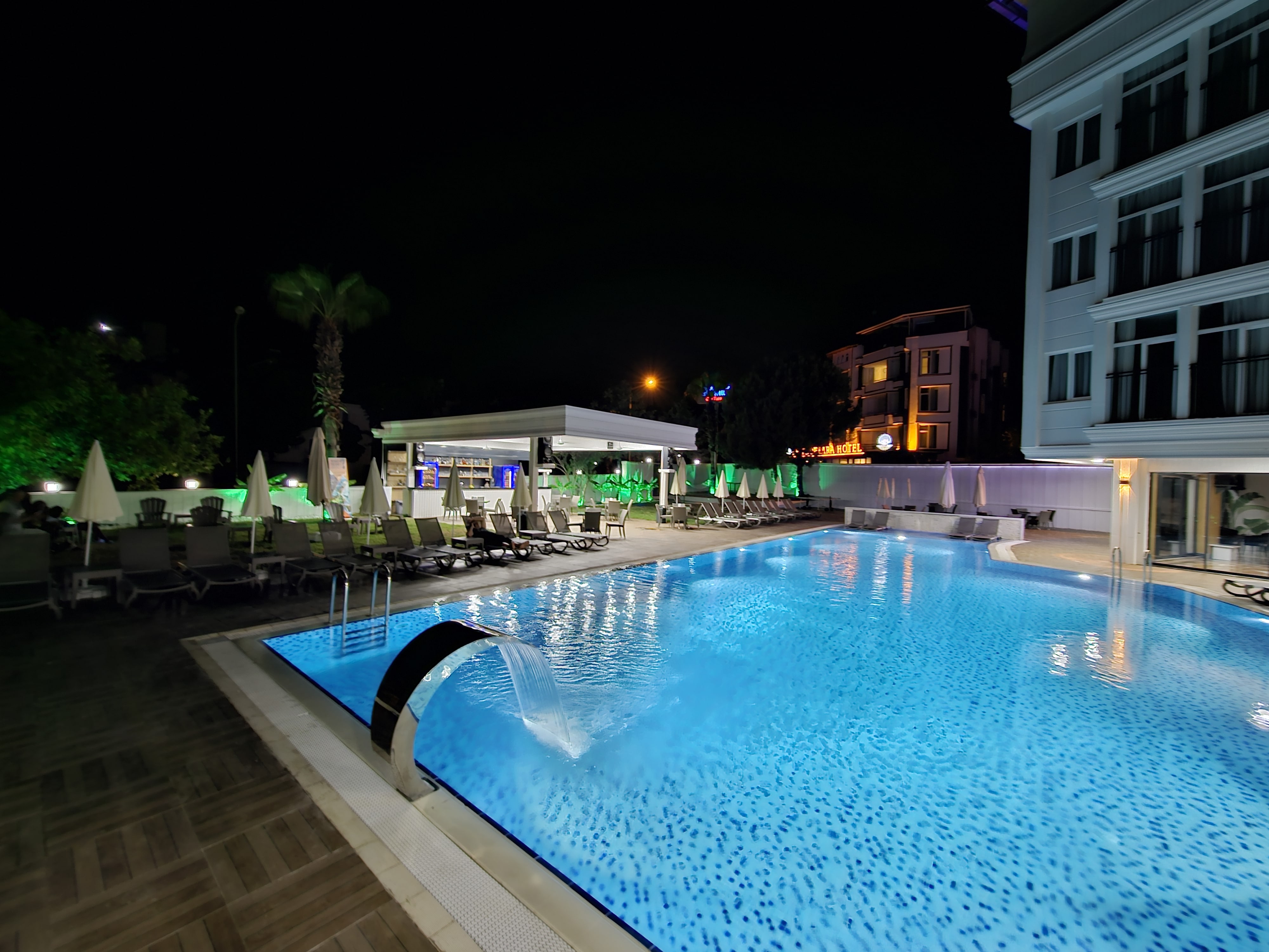 Lara World Hotel - фото