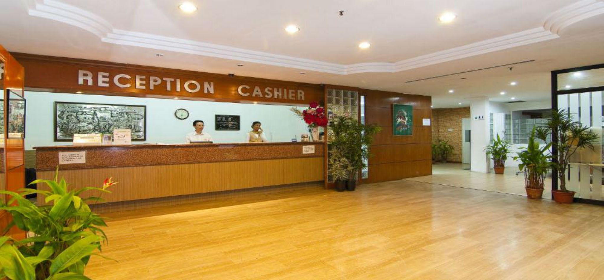 Hotel Supreme by null