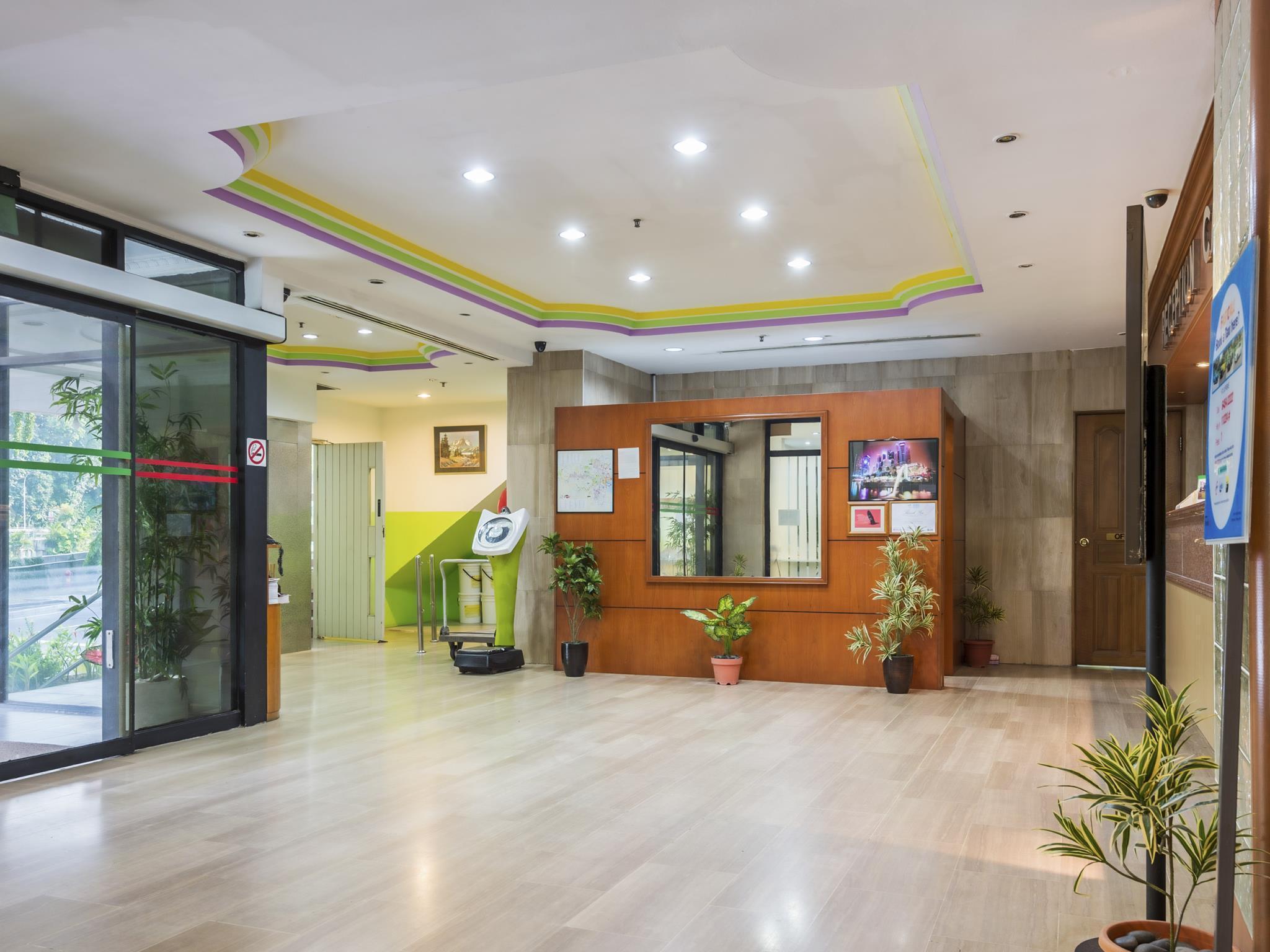 Hotel Supreme by null