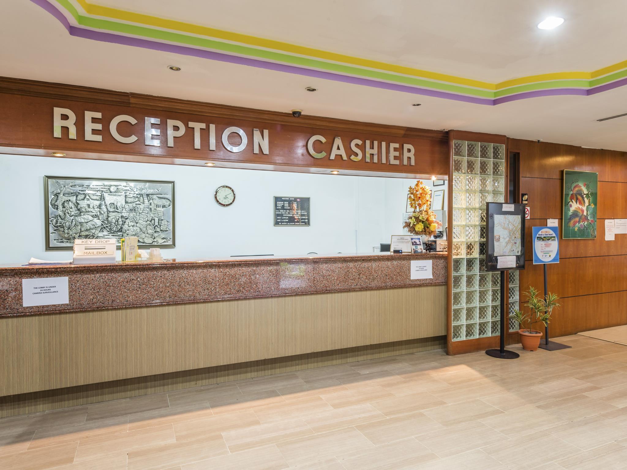 Hotel Supreme by null