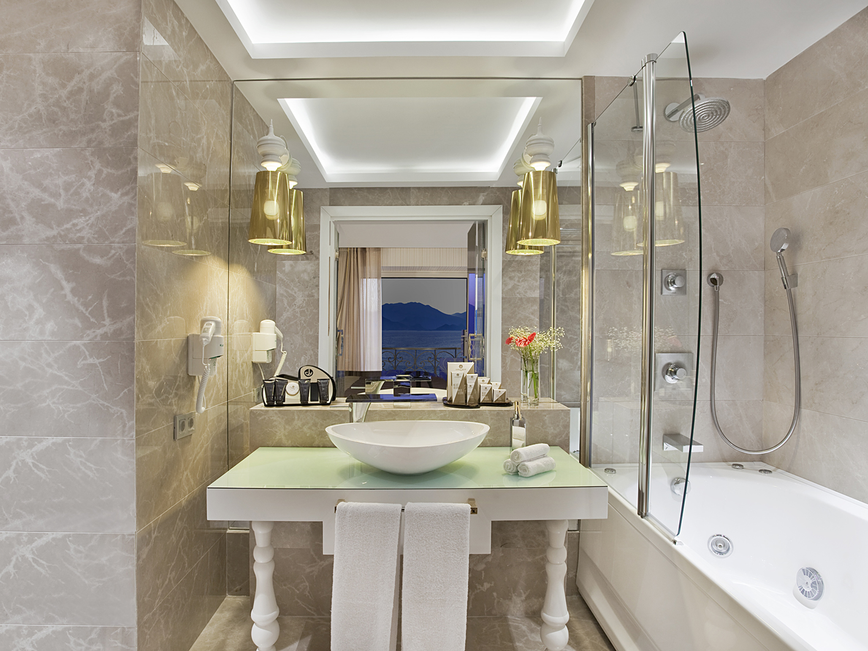 La Boutique Hotel & Suites by null