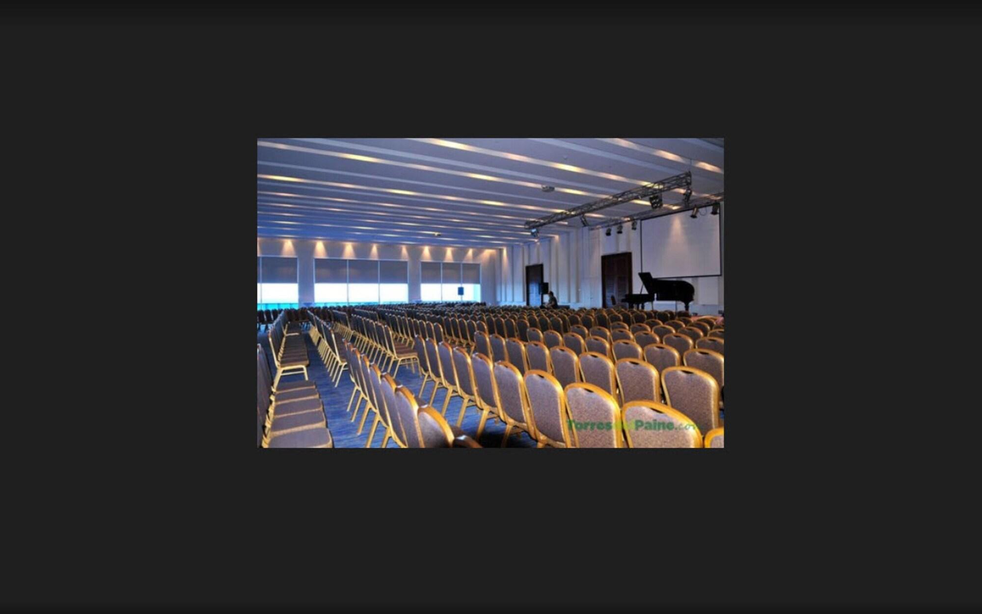 Dreams Casino Punta Arenas by null