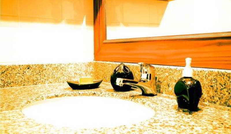 Cello Hotel, Pulau Phuket