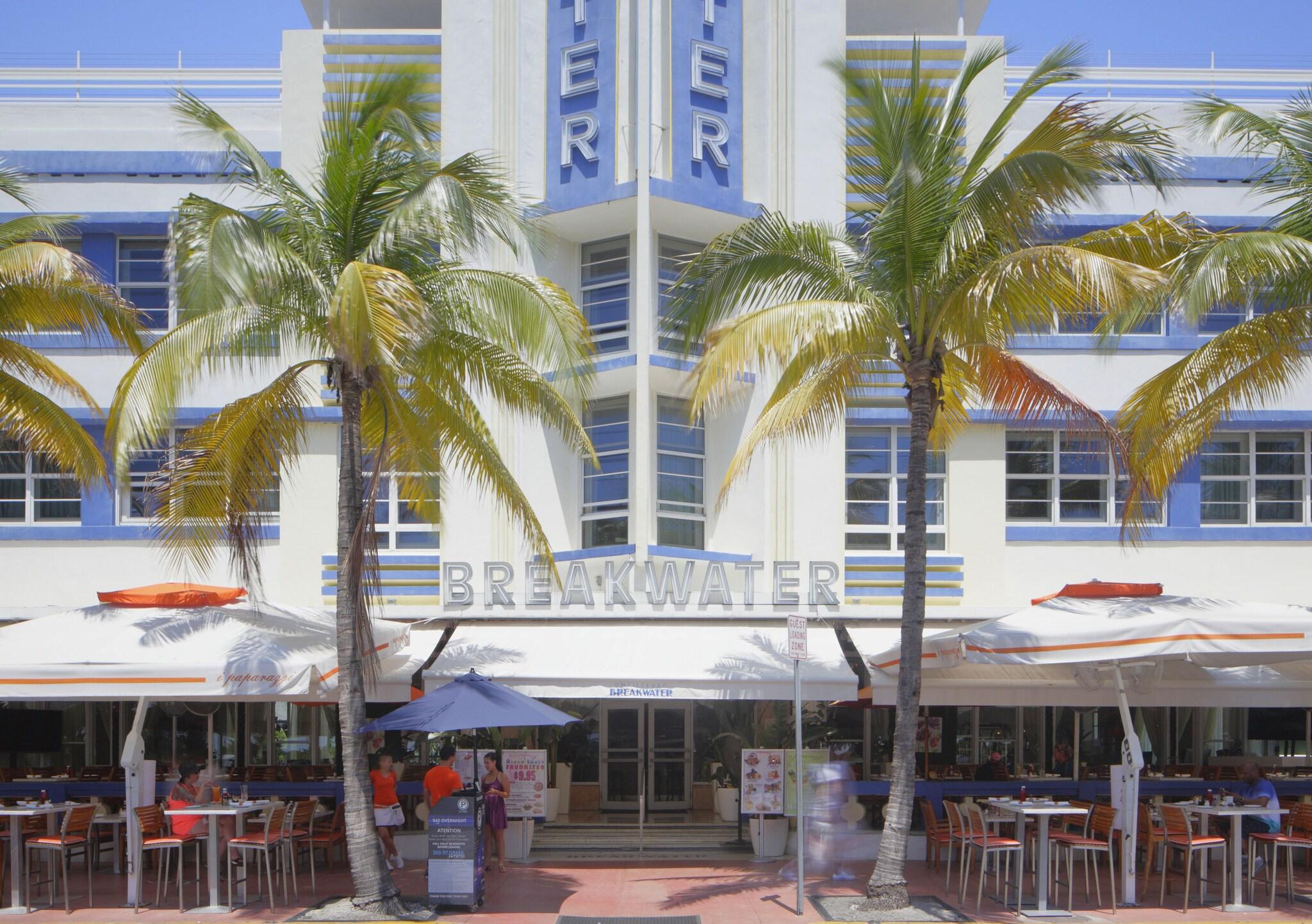 Hotel Breakwater South Beach by null