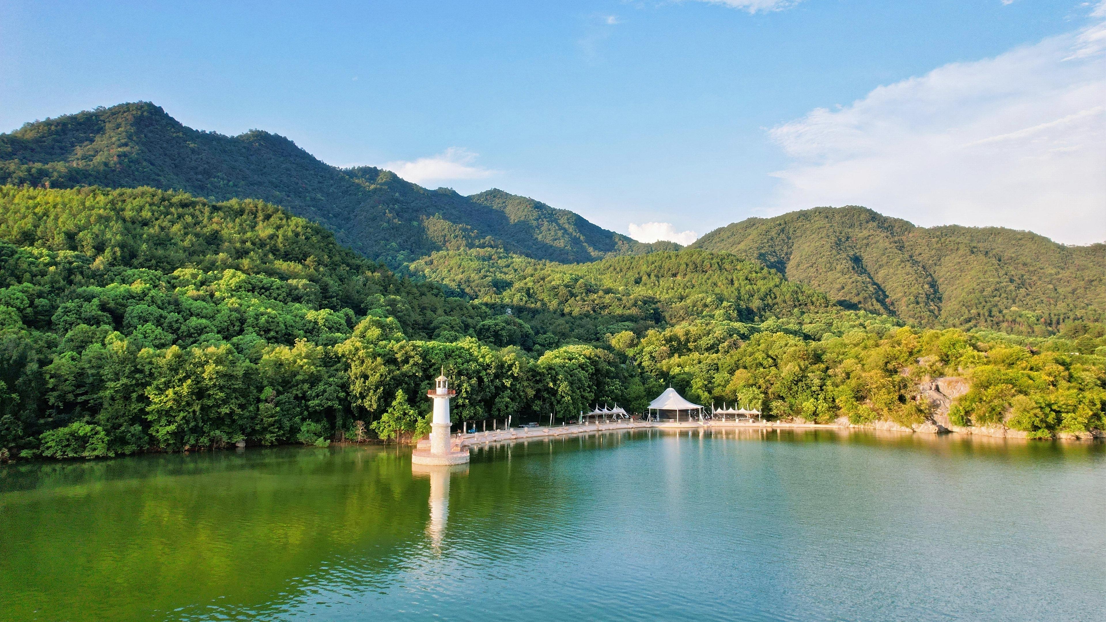 InterContinental Onethousand Island Lake Resort by null