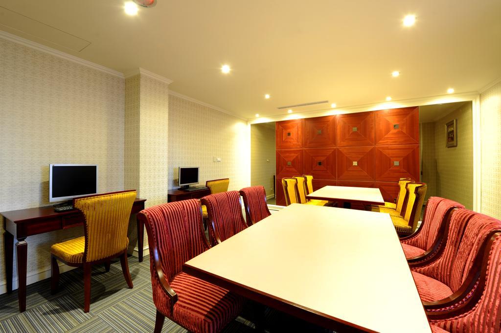 Mrt Hotel