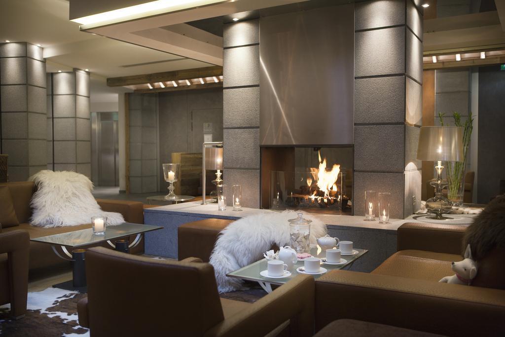 Hôtel Spa Au Cœur du Village Relais&Châteaux by null