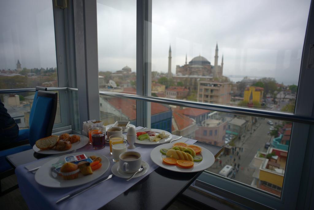 Merial Hotel