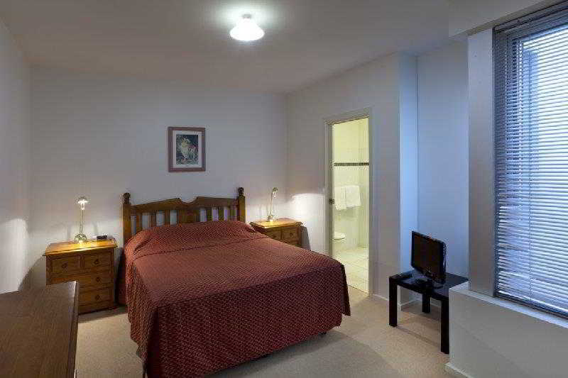 Ensenada Motor Inn & Suites by null