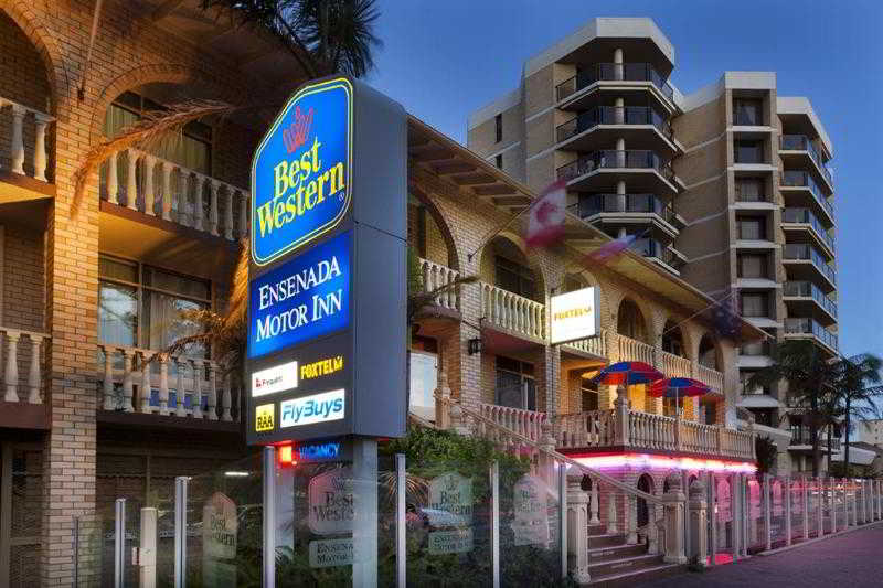 Ensenada Motor Inn & Suites by null