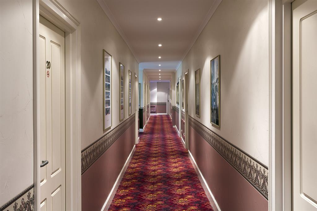 Ensenada Motor Inn & Suites by null