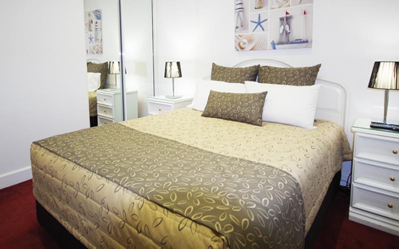 Ensenada Motor Inn & Suites by null