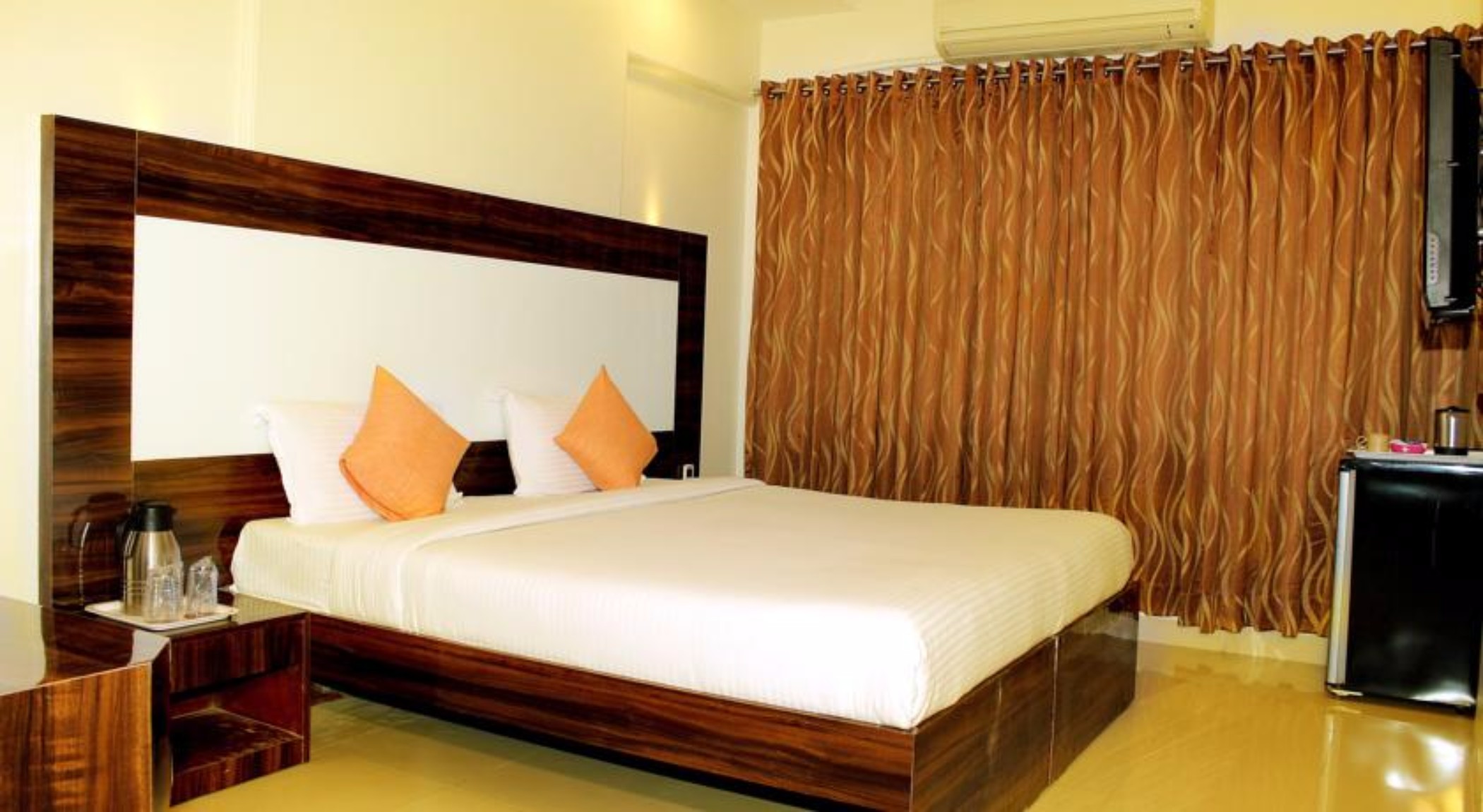 Hotel Mina International by null