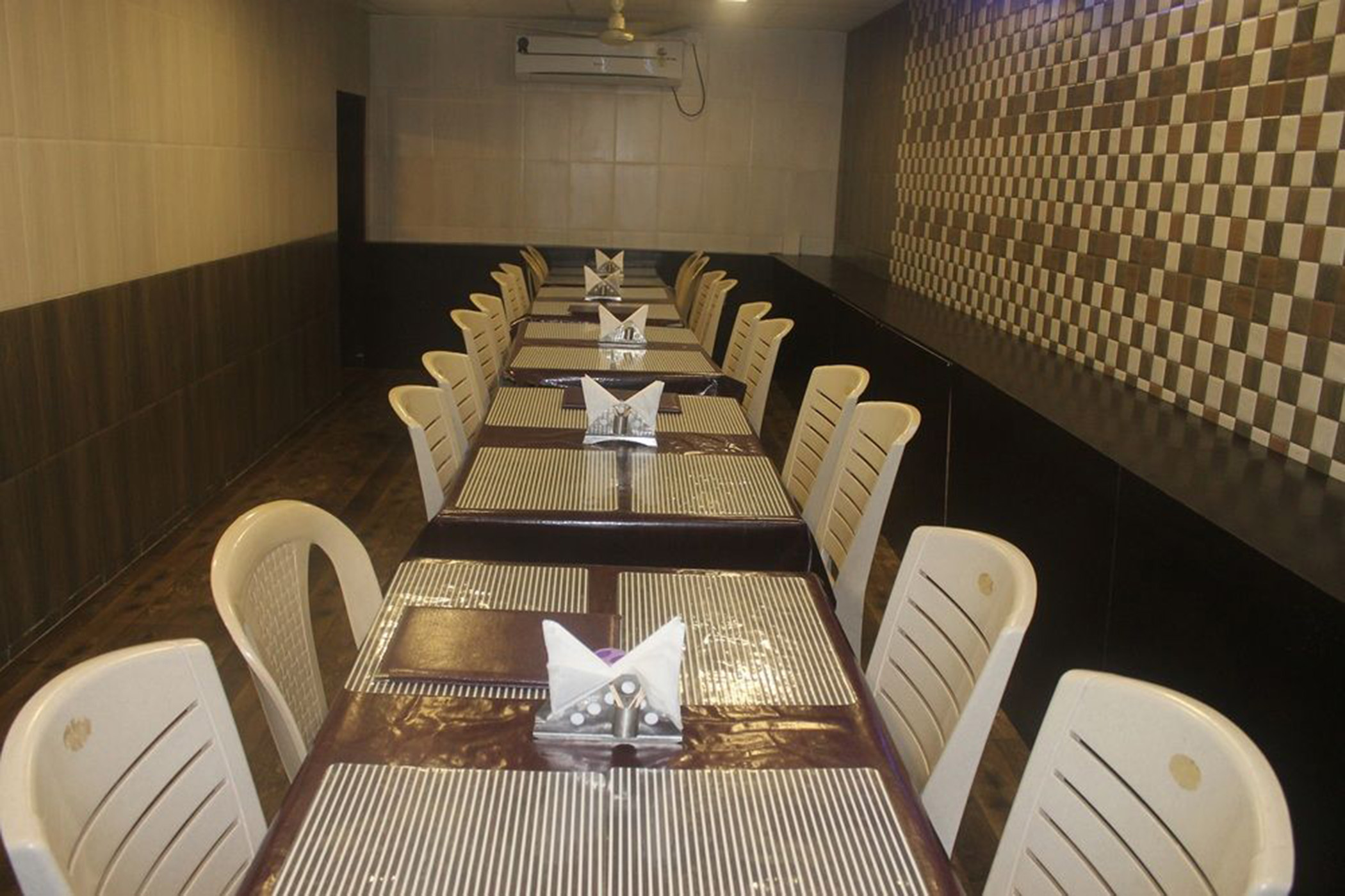 Hotel Fortune, Dhobi Talao