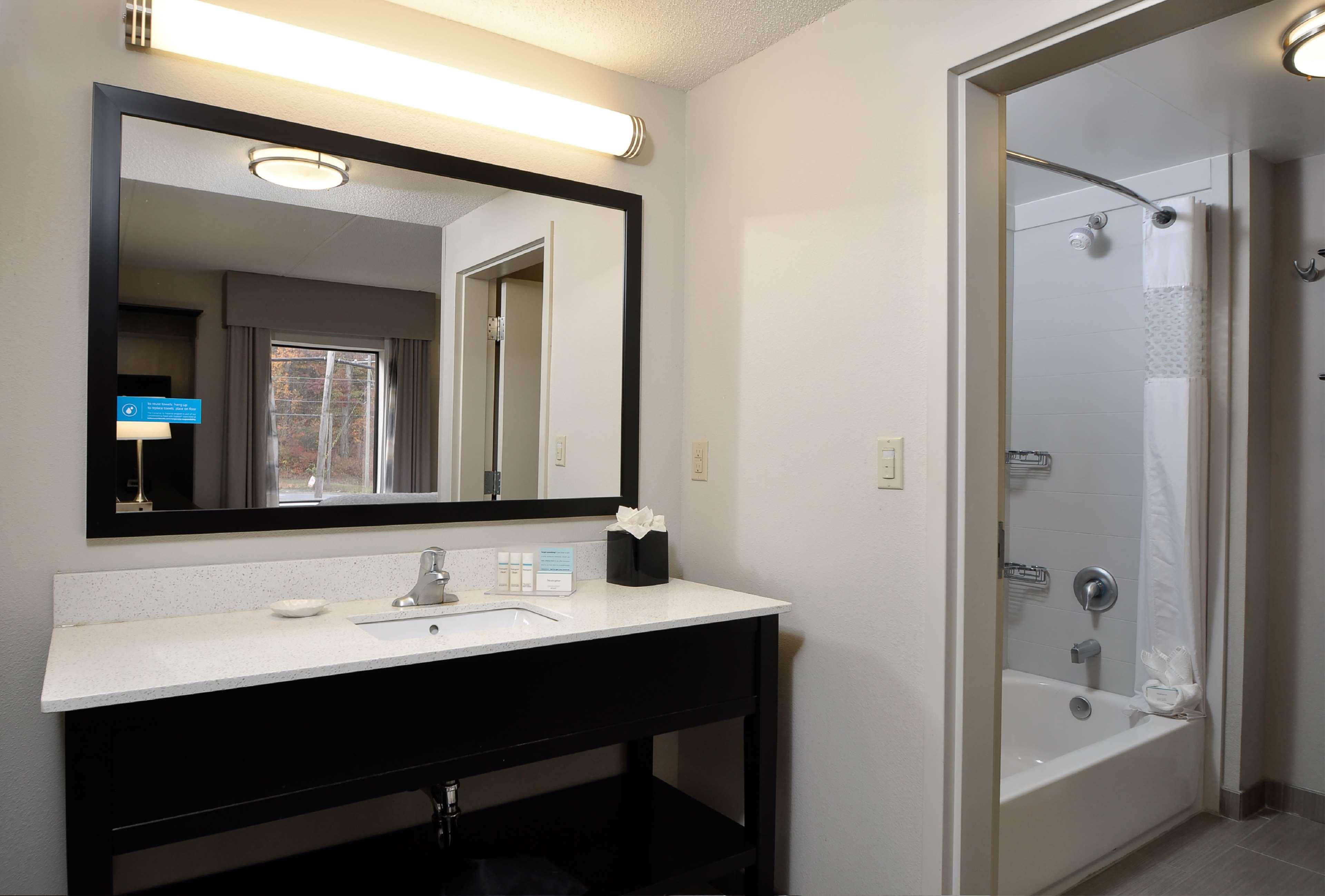Hampton Inn Stafford/Quantico & Conference Center