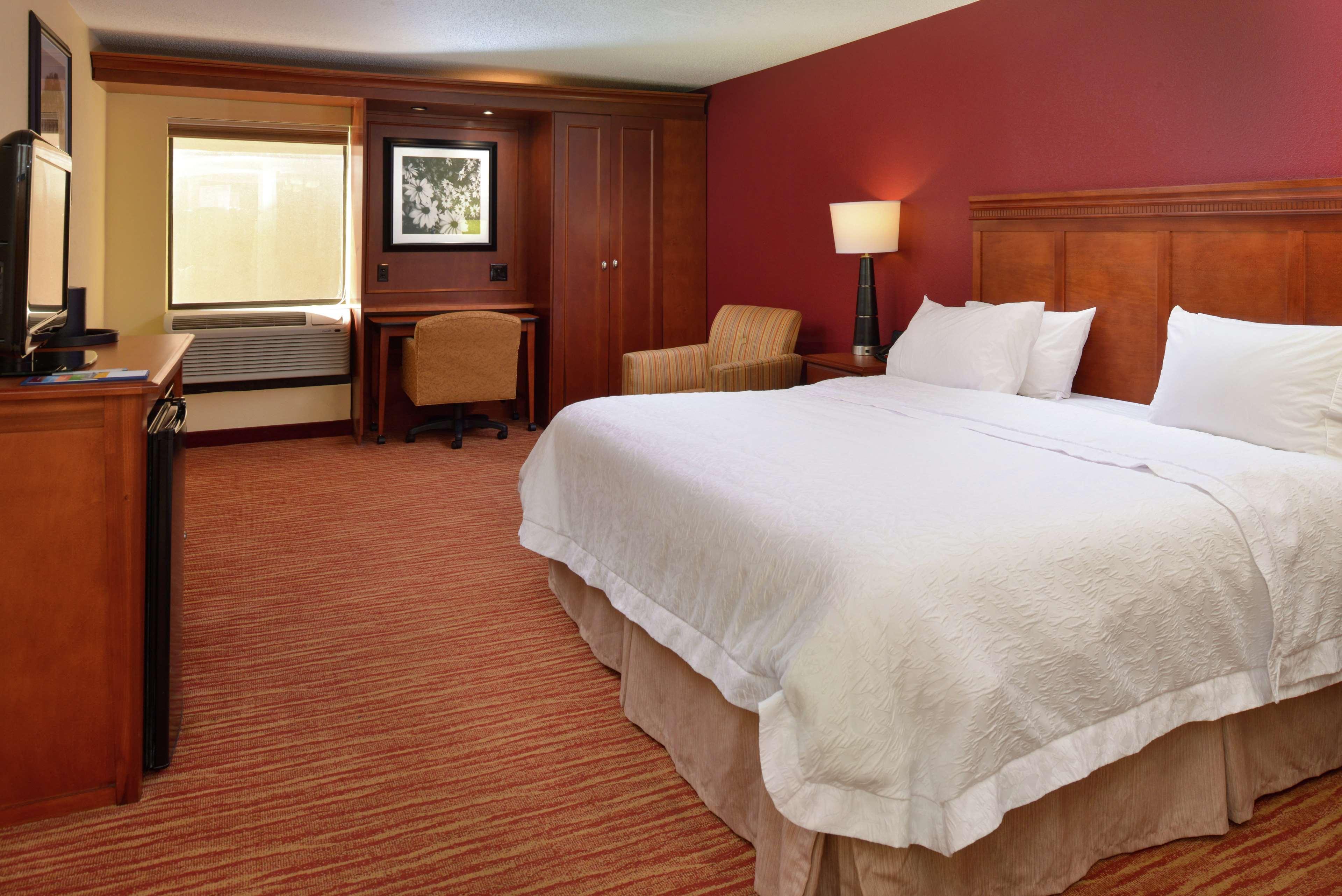 Hampton Inn Columbus-East