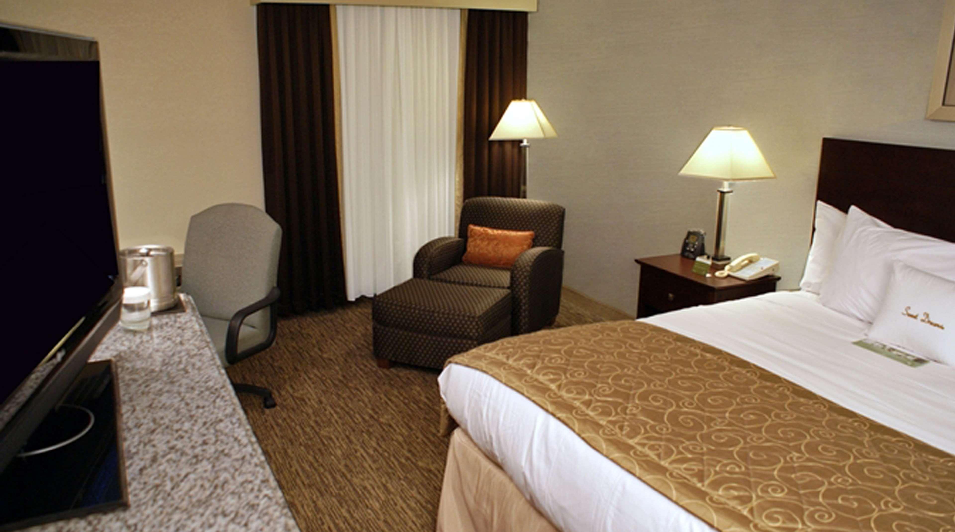 DoubleTree by Hilton Hotel Rocky Mount