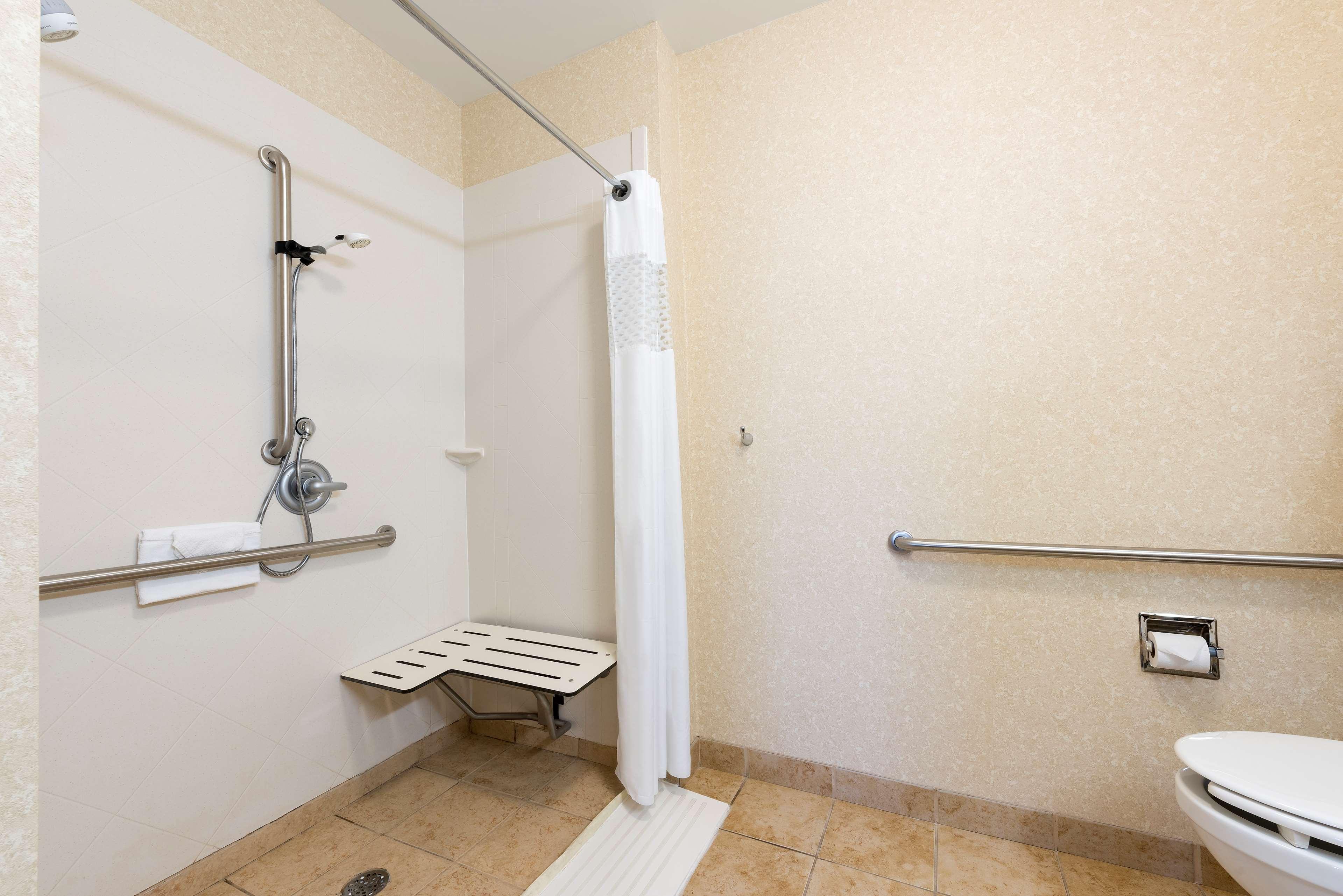 Hampton Inn Detroit/Roseville