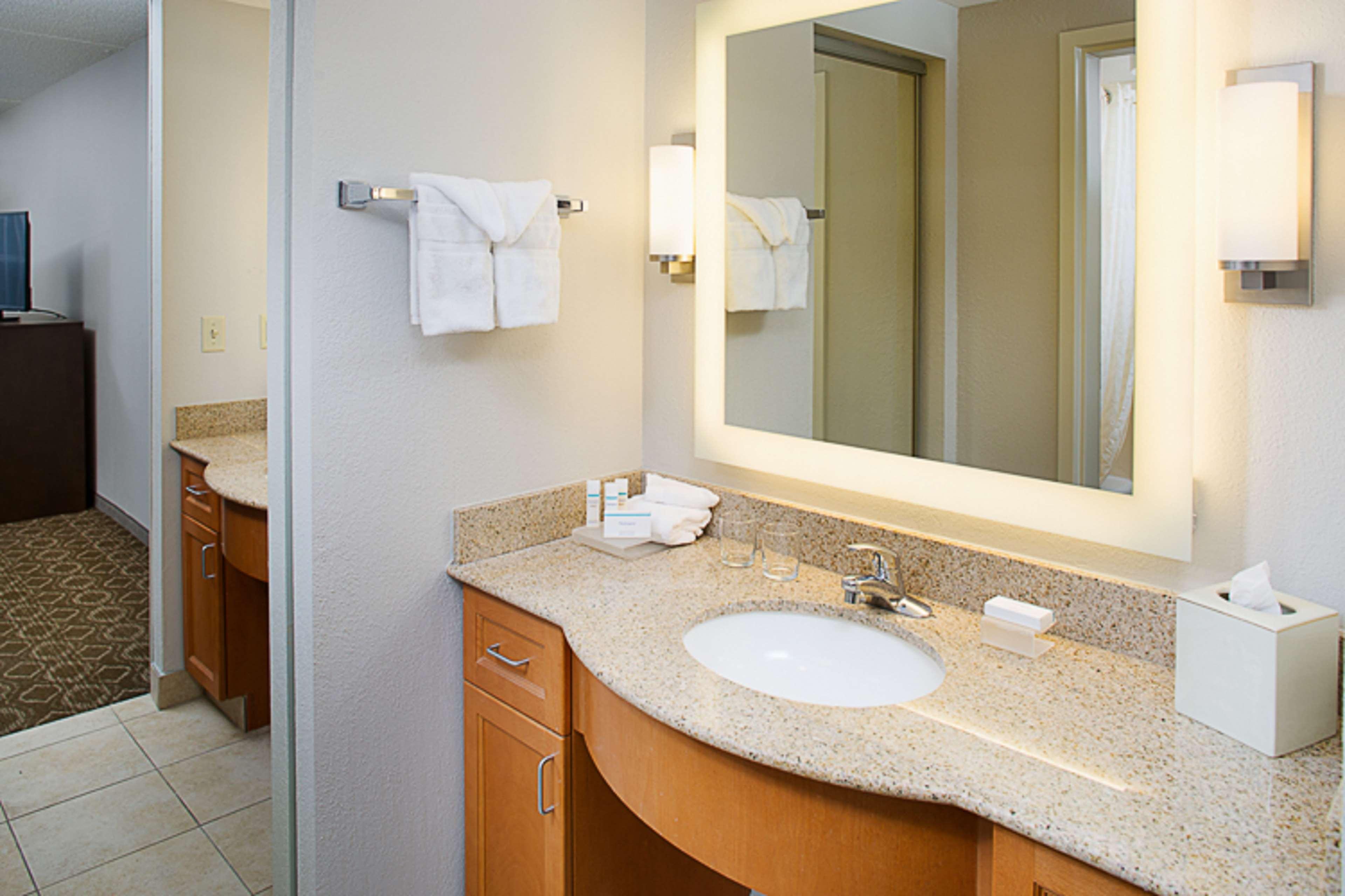 Homewood Suites by Hilton Cleveland-Solo