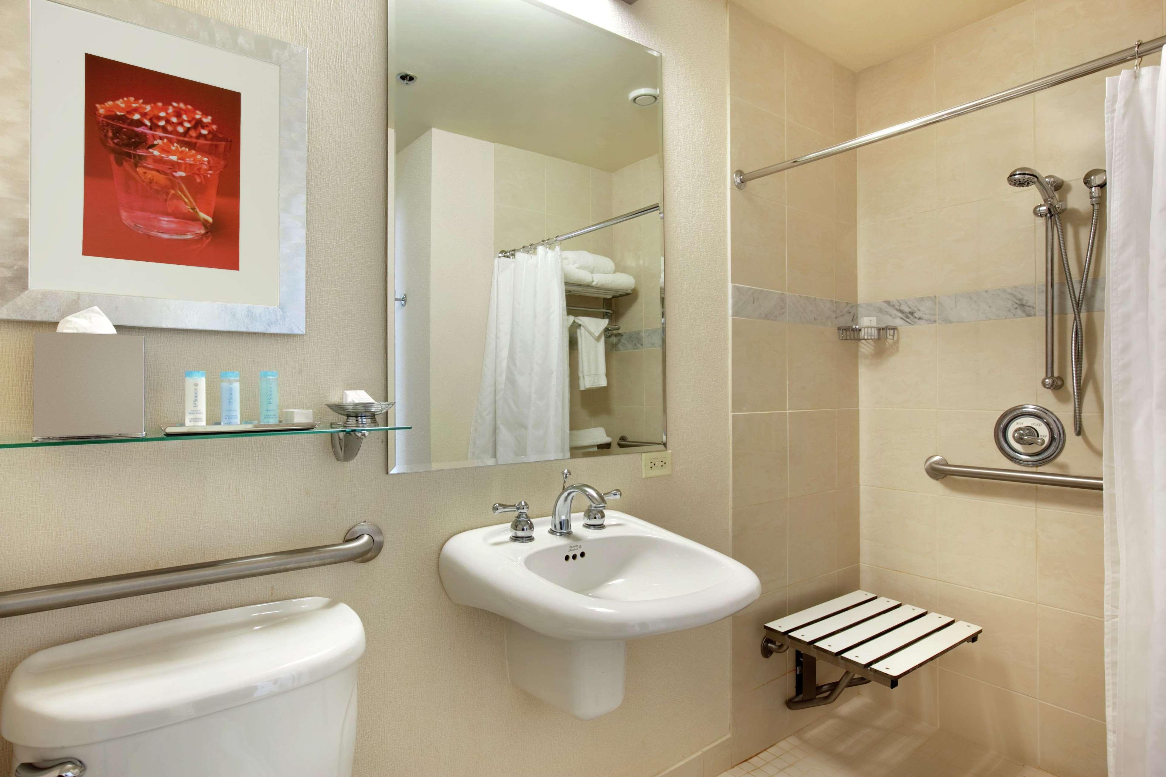 Hilton Orrington/Evanston by null
