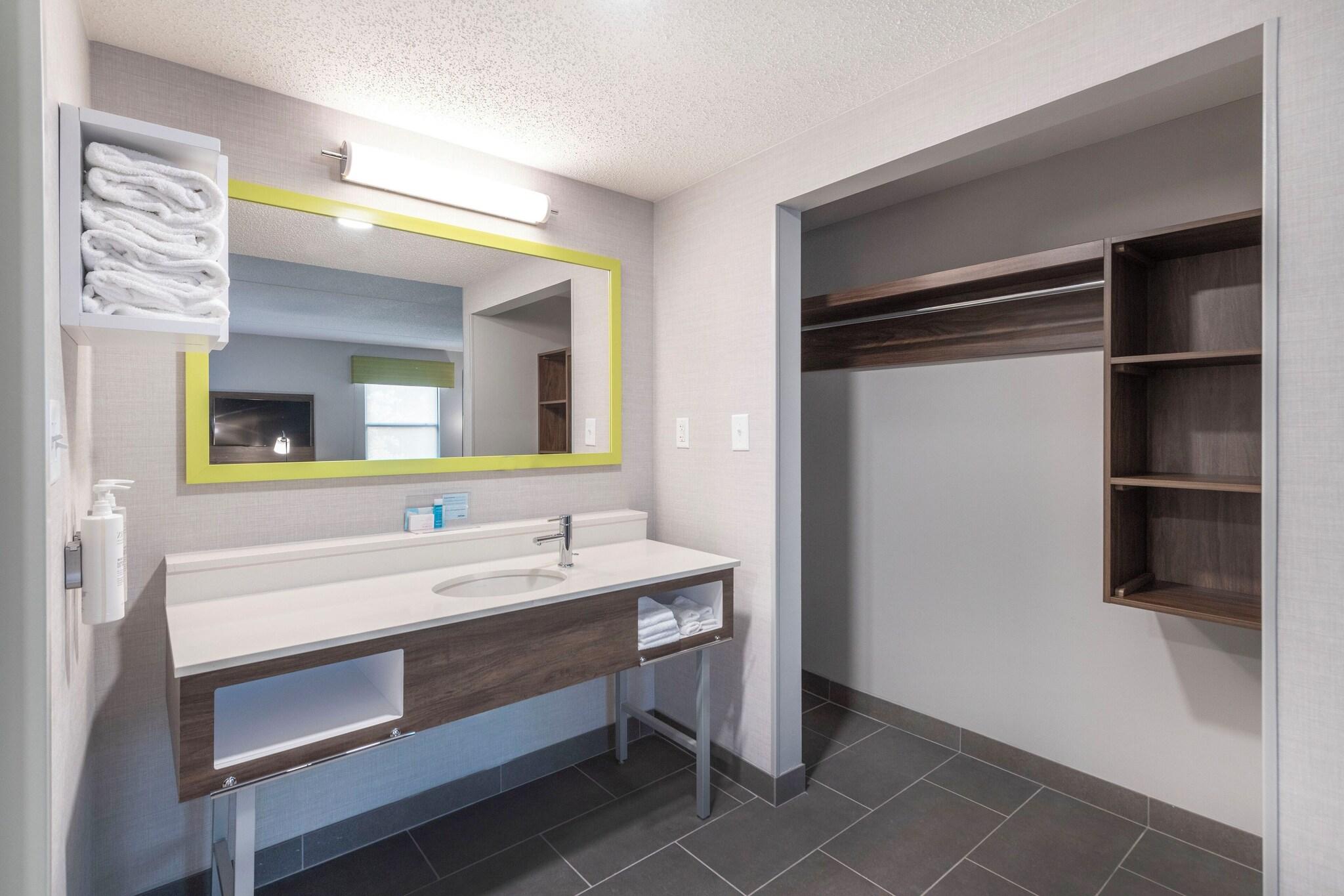 Hampton Inn & Suites Burlington