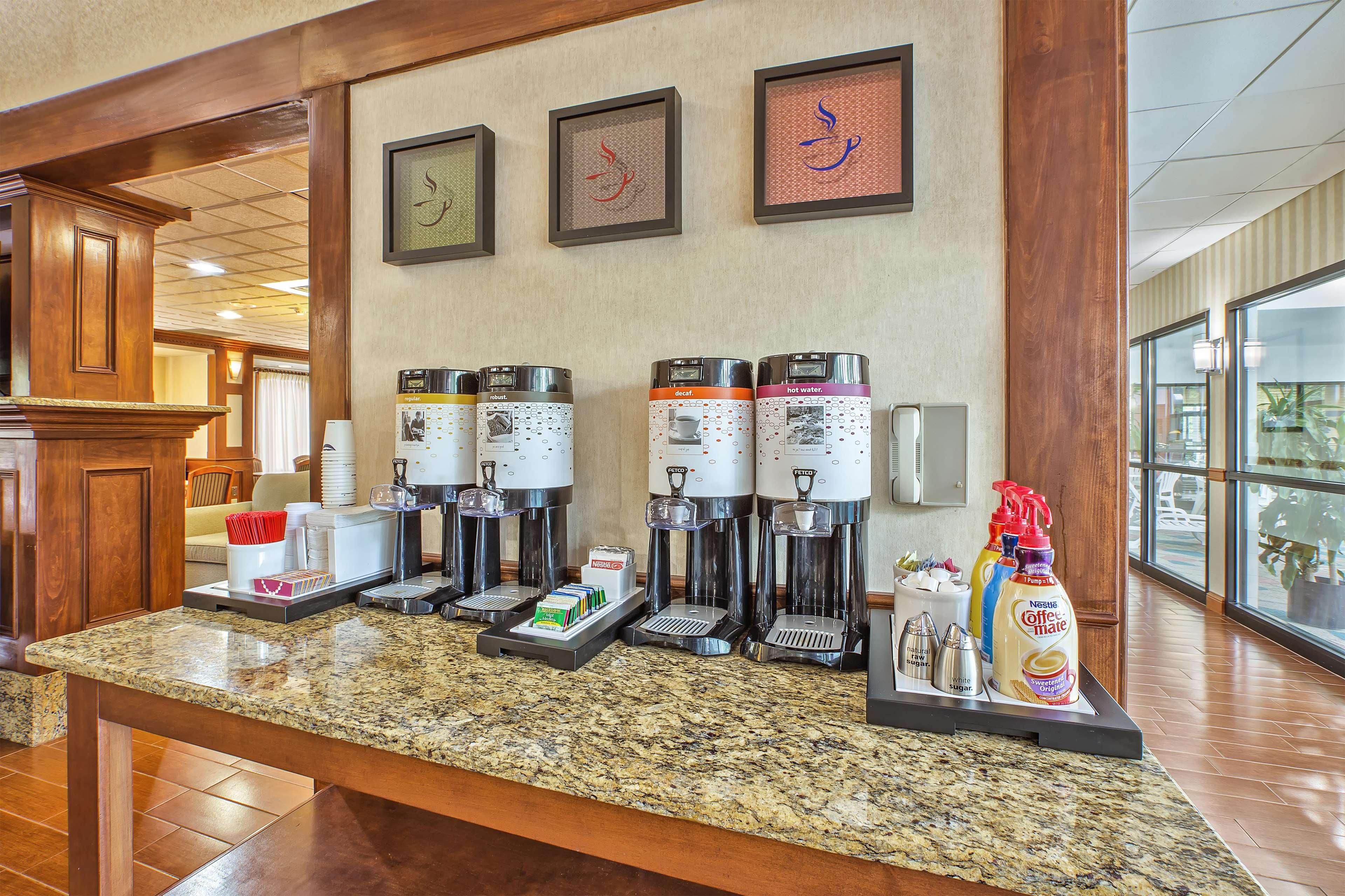 Hampton Inn Detroit/Belleville-Airport Area