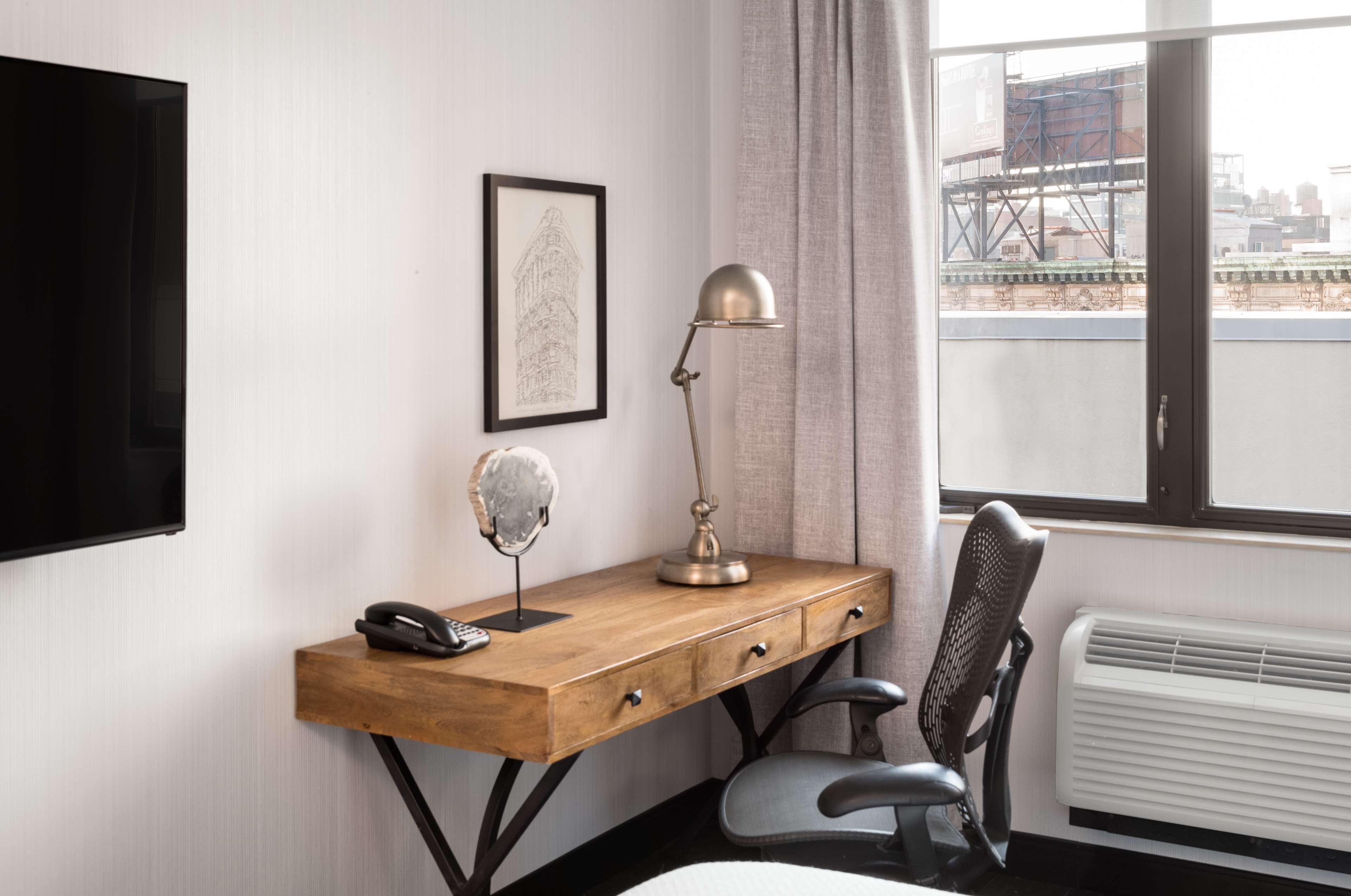 Галерея изображений Amtd Idea Tribeca Hotel