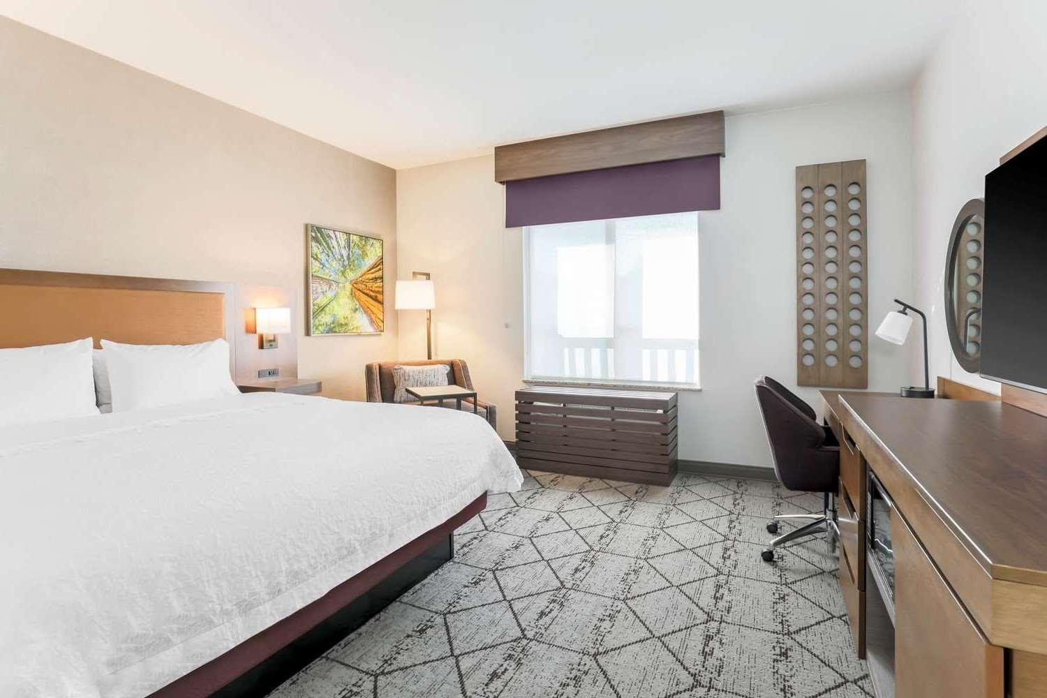 Hampton Inn & Suites Windsor - Sonoma Wine Country