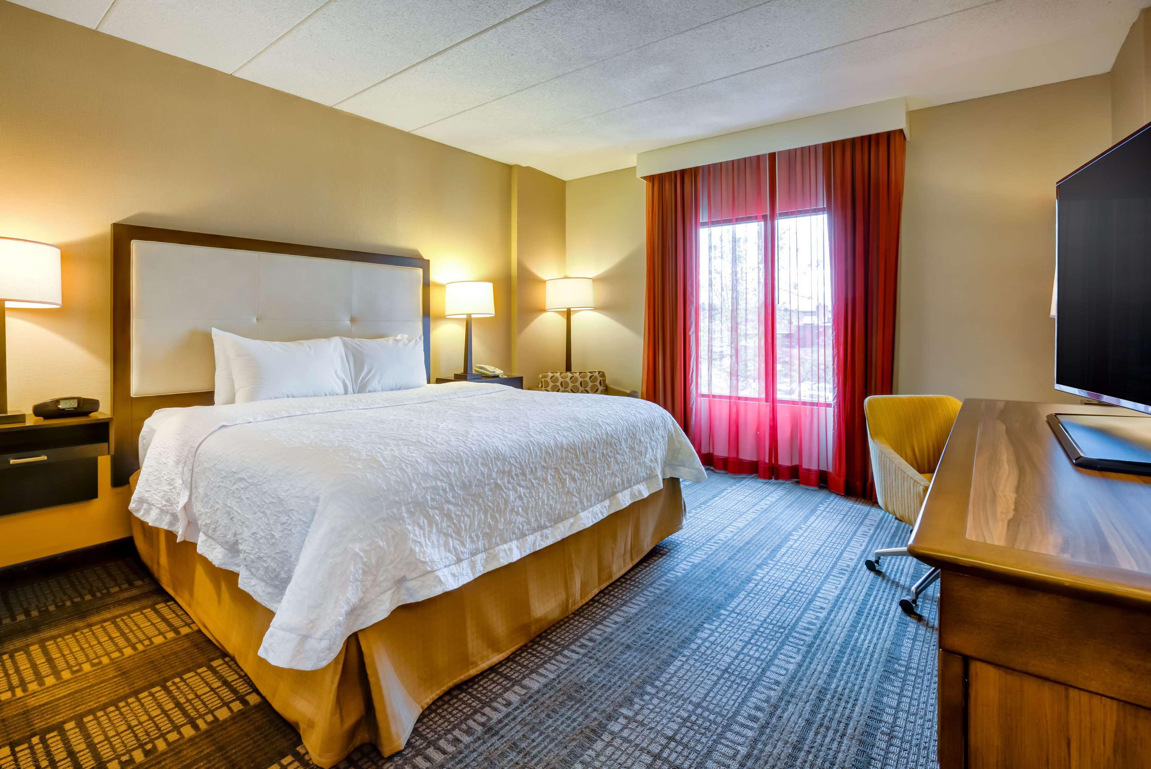 Hampton Inn Boston-Norwood