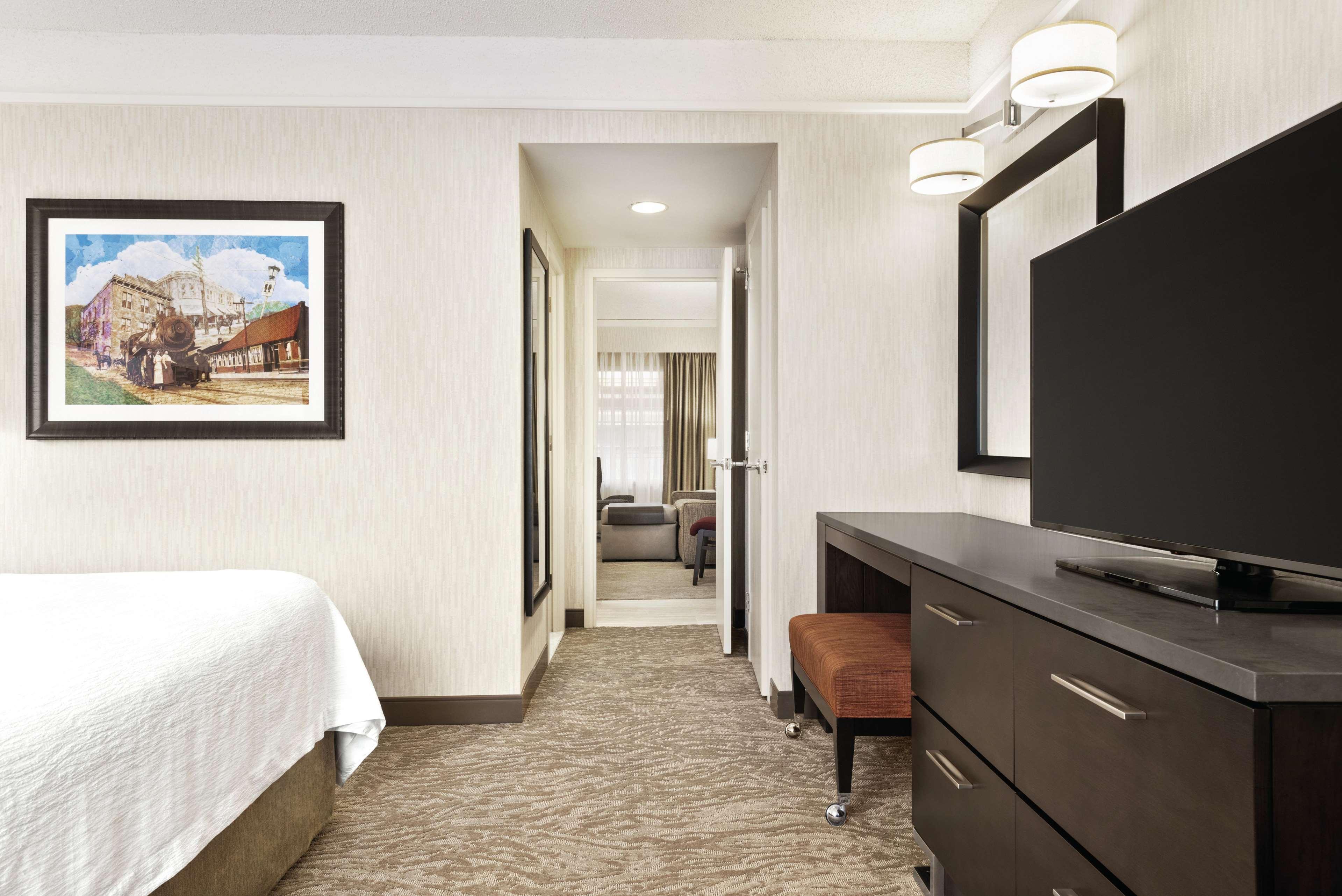 Embassy Suites Chicago North Shore Deerfield