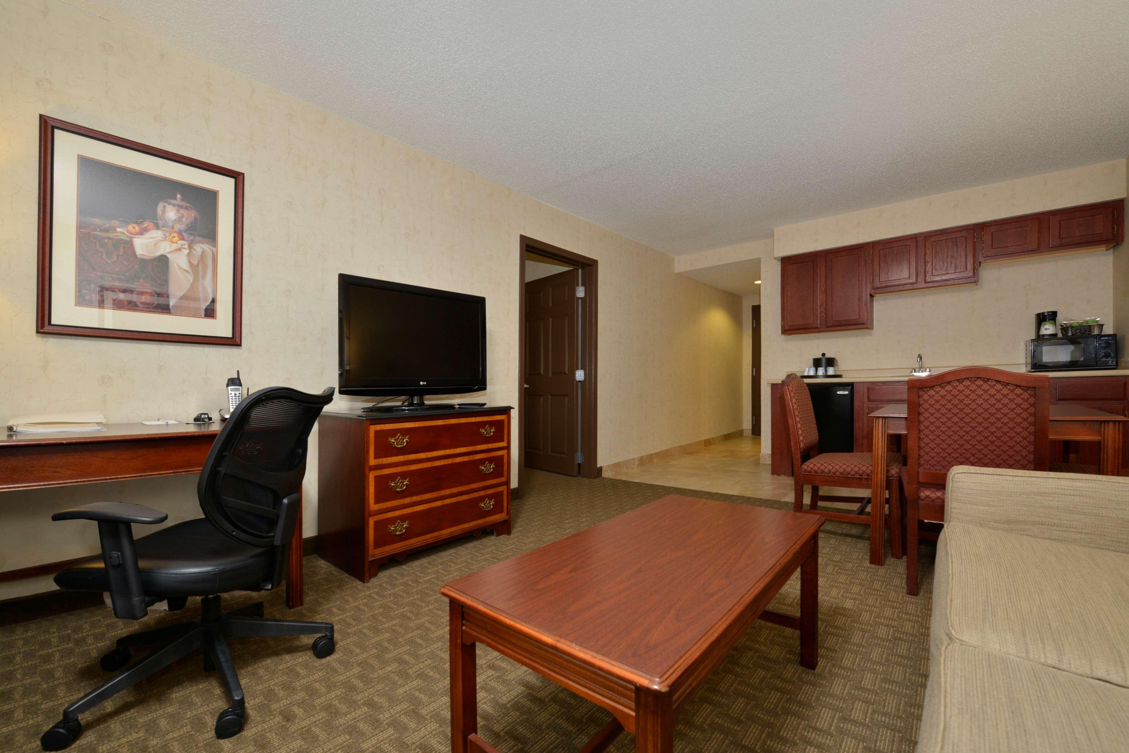 Hampton Inn East Aurora