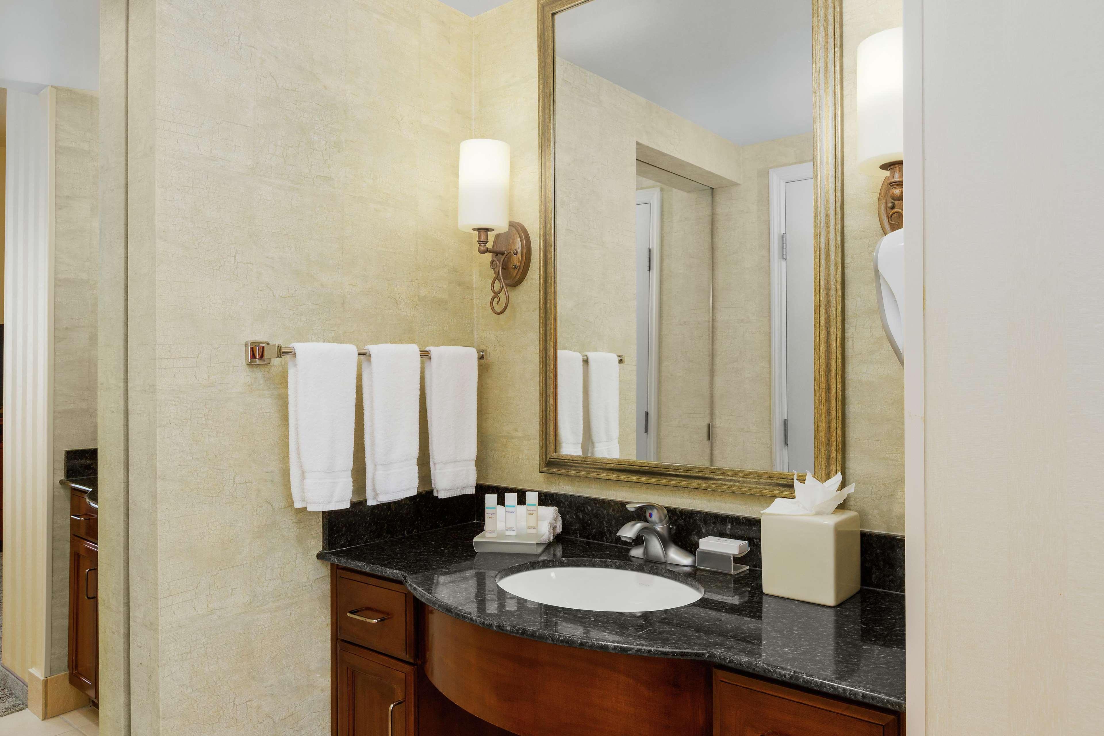 Homewood Suites by Hilton Sacramento Airp Natomas