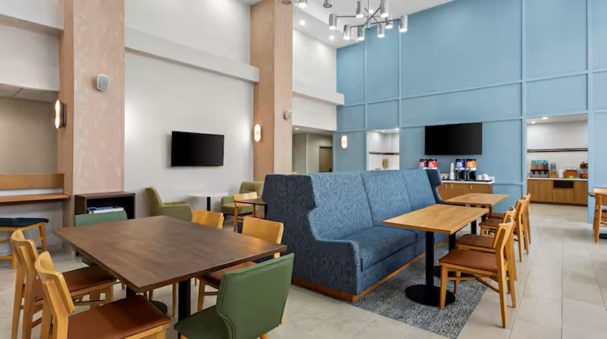 Hampton Inn & Suites Bolingbrook