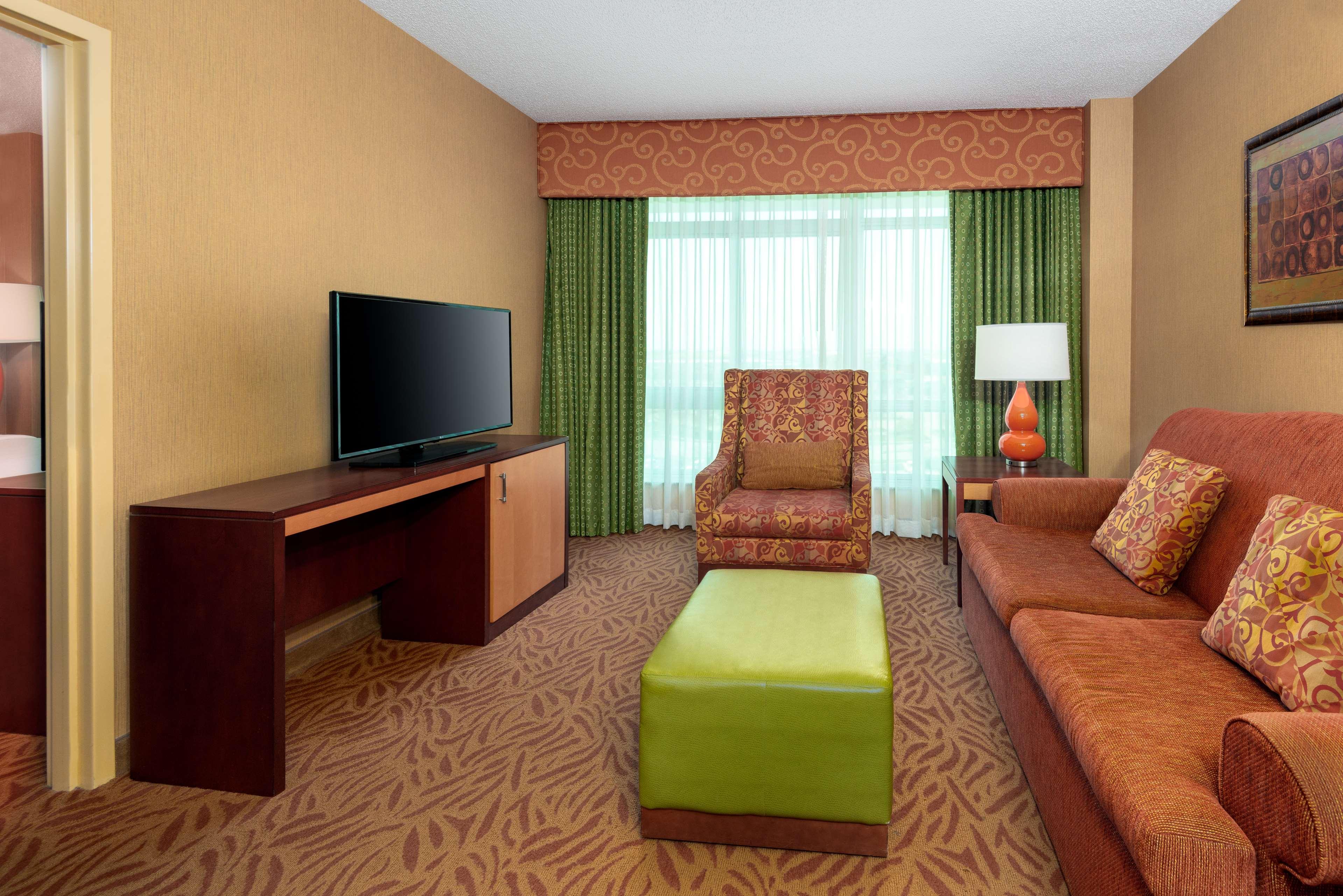 Embassy Suites by Hilton Omaha La Vista Conf Ctr