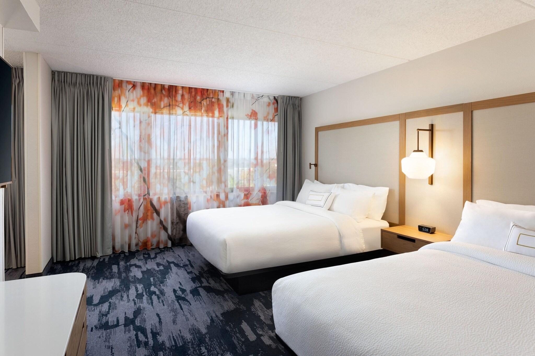 Hotel Lakewood