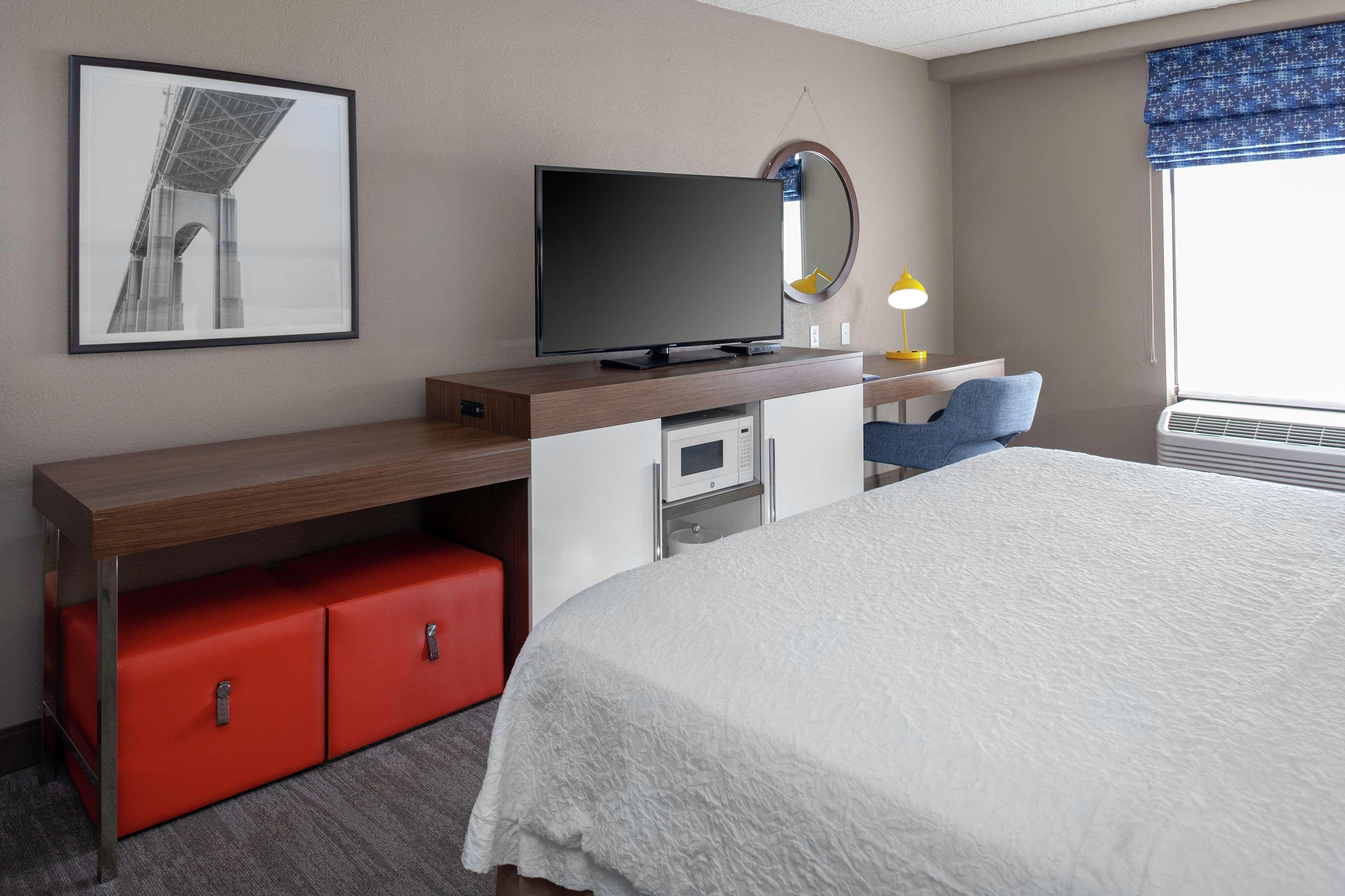 Hampton Inn Woodbridge
