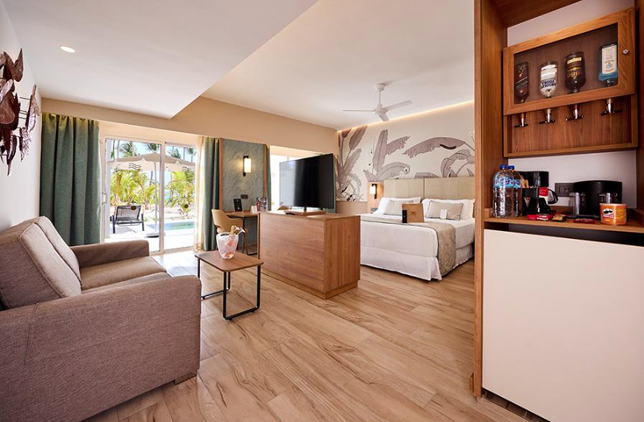 Suite CON PISCINA PRIVATA