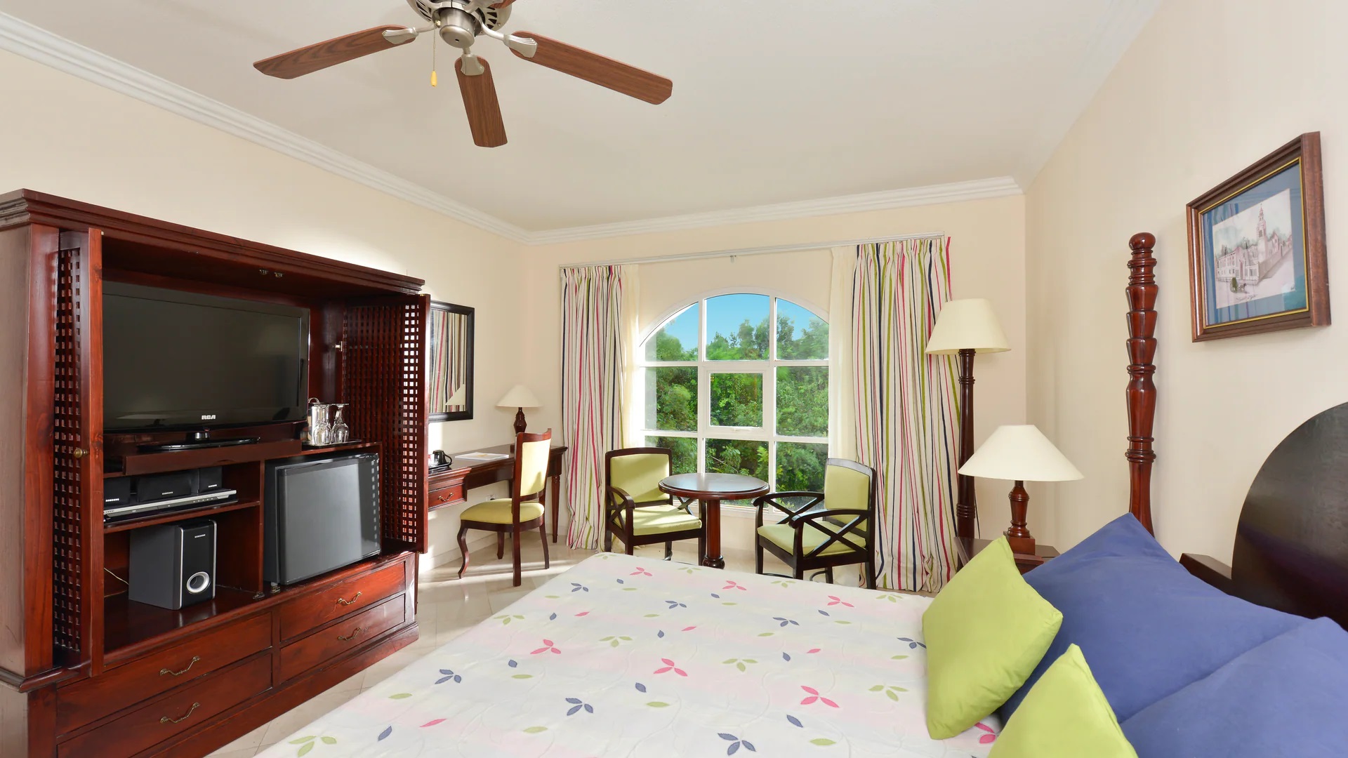 Family 2 Rooms