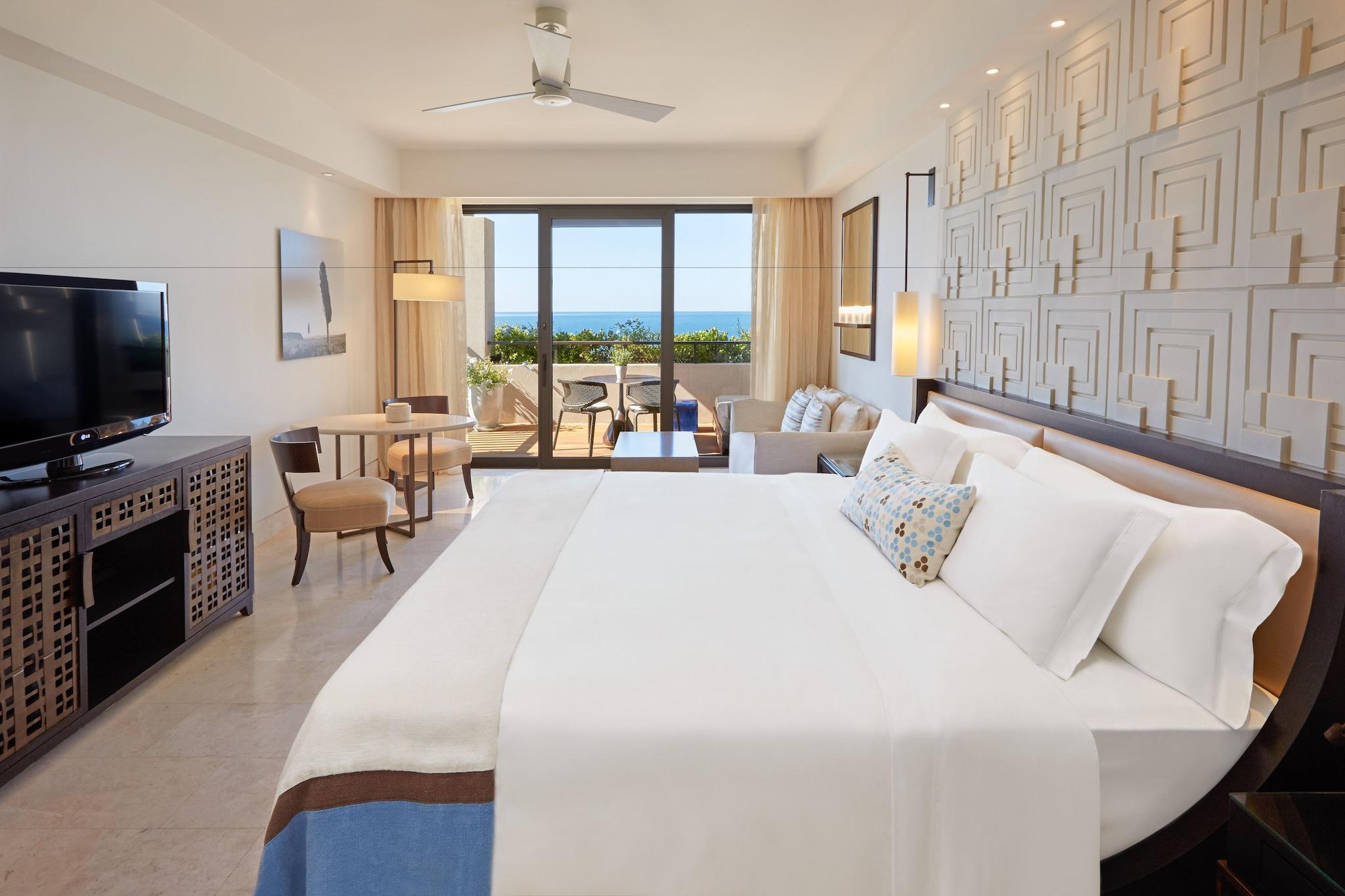 The Romanos, A Luxury Collection Resort