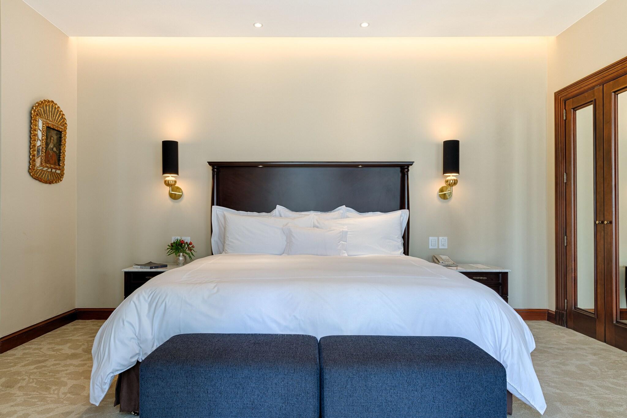 Country Club Lima Hotel by null