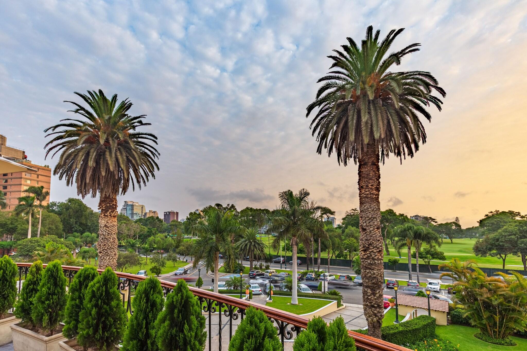 Country Club Lima Hotel by null