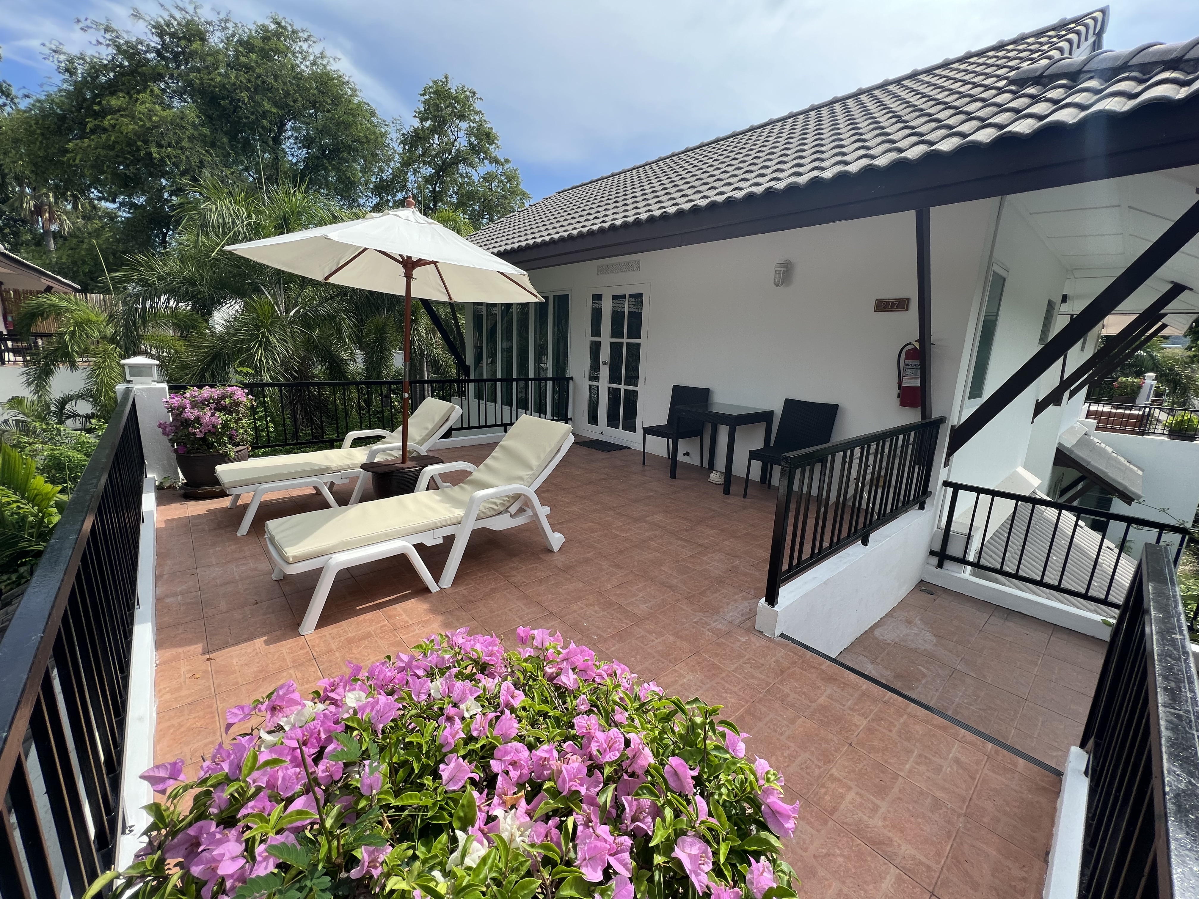 Laksasubha Hua Hin by null