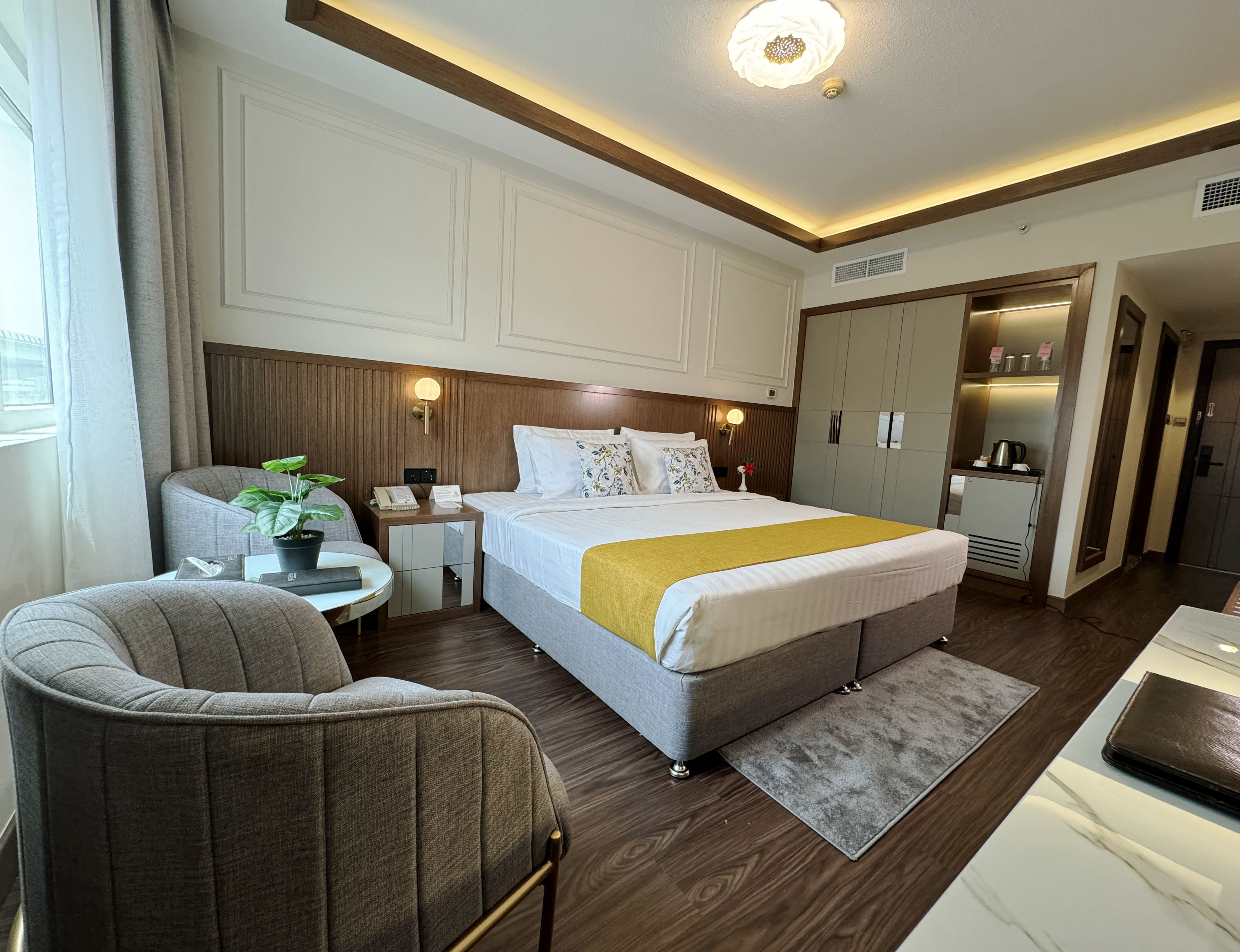Fortune Plaza hotel llc - фото