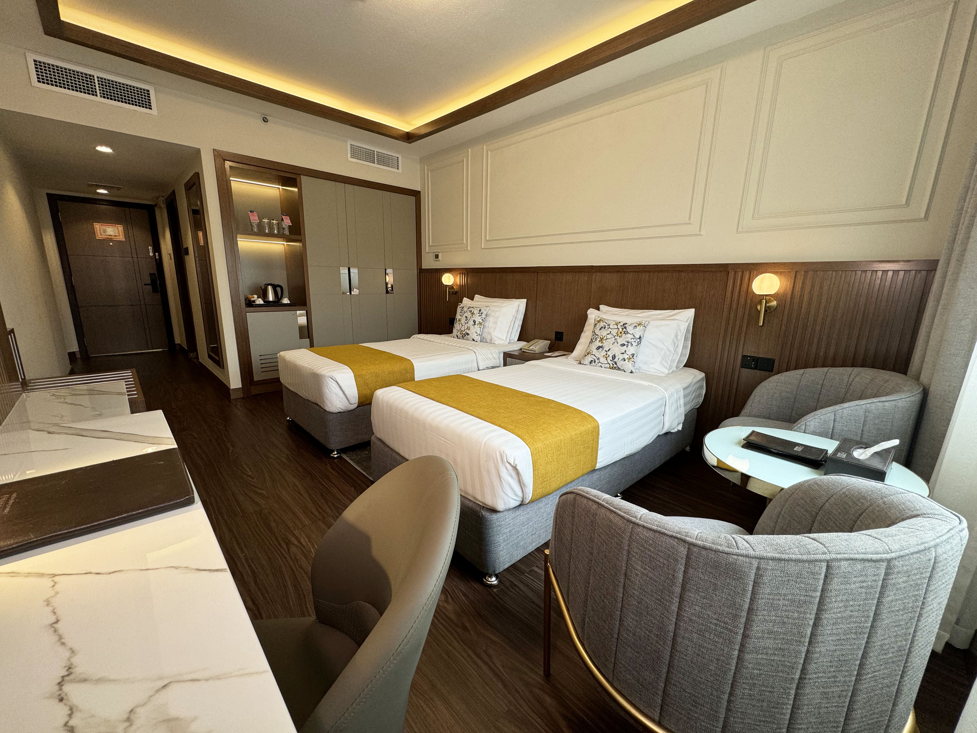 Fortune Plaza hotel llc