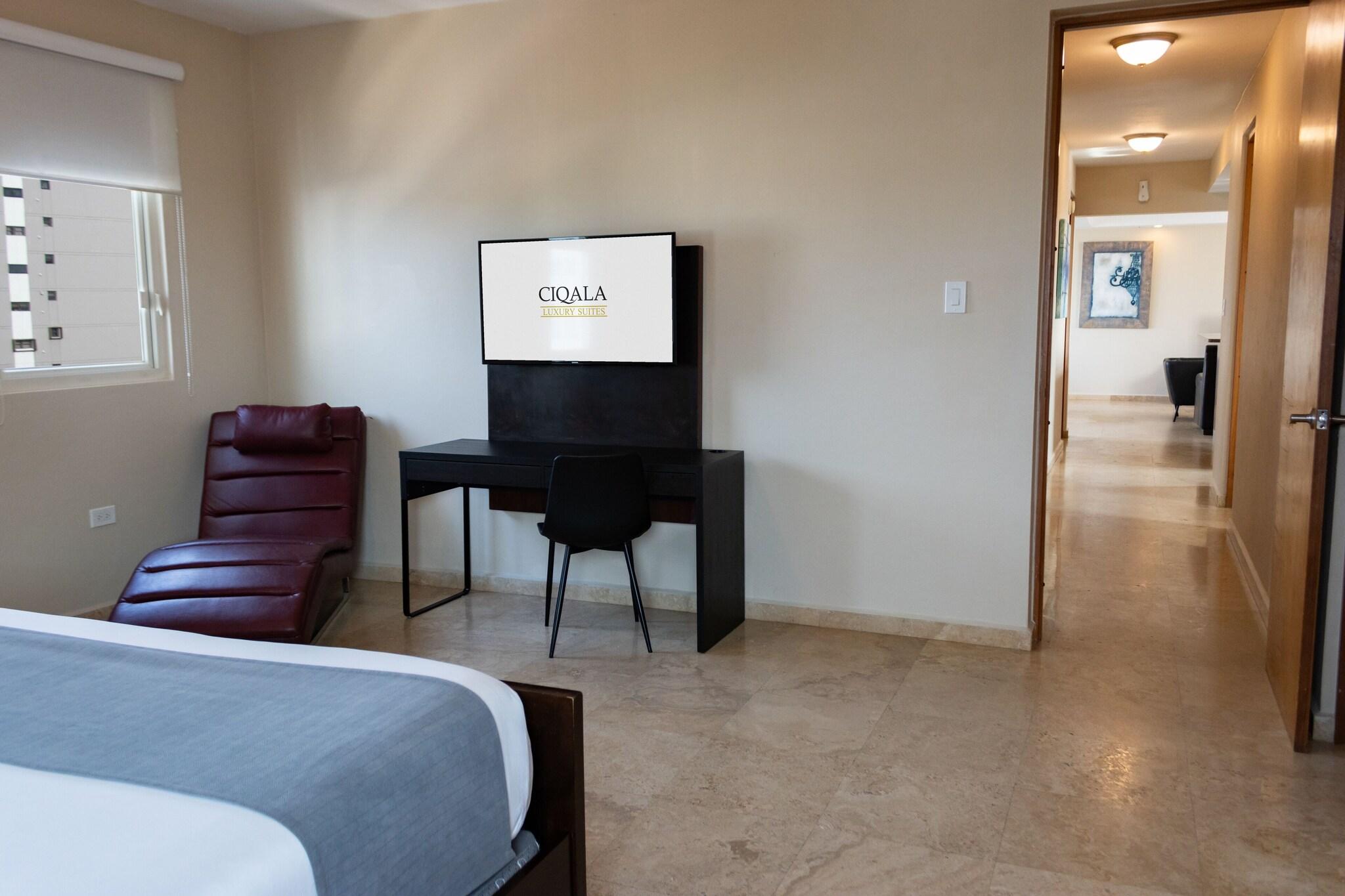 Ciqala Luxury Home Suites