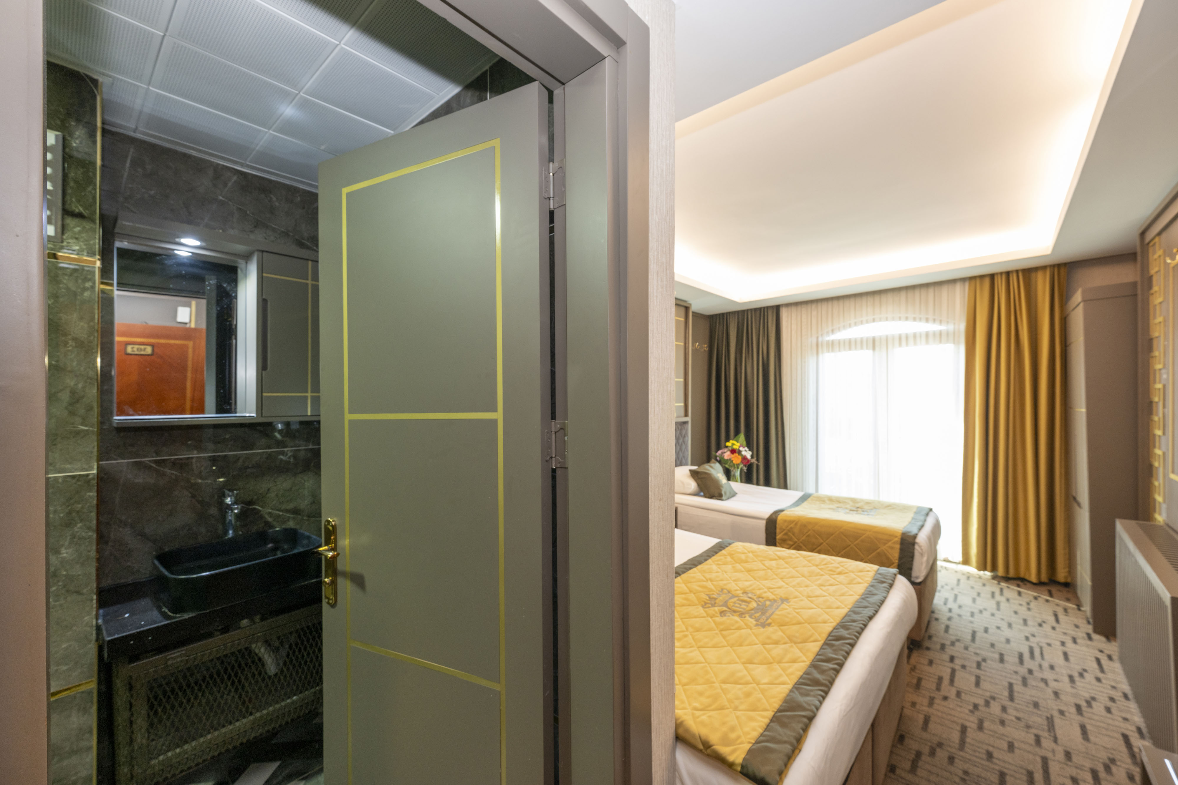 Grand Best Nobel Hotel  2 İstanbul