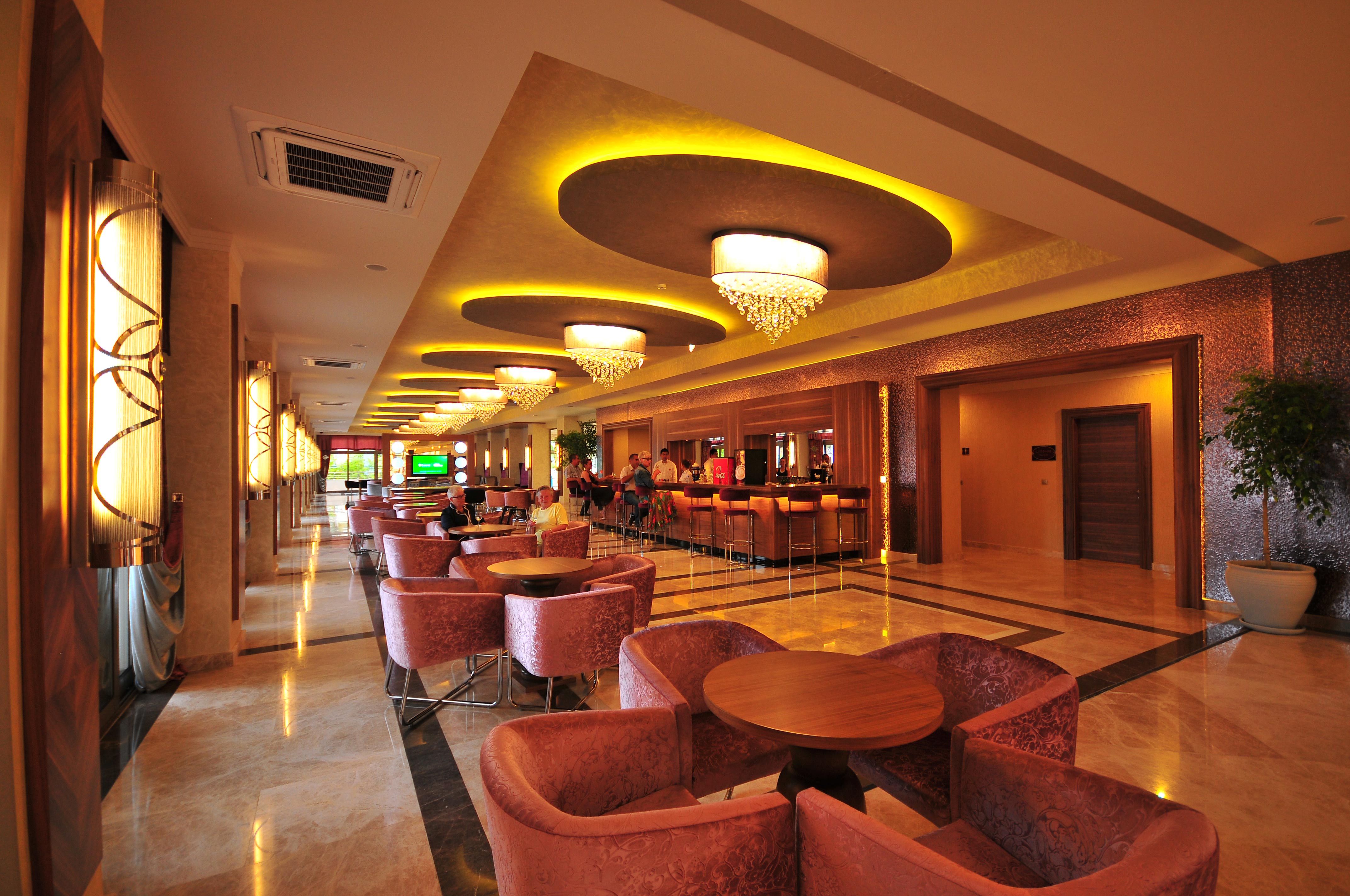 Golden Rock Beach Hotel - Poză